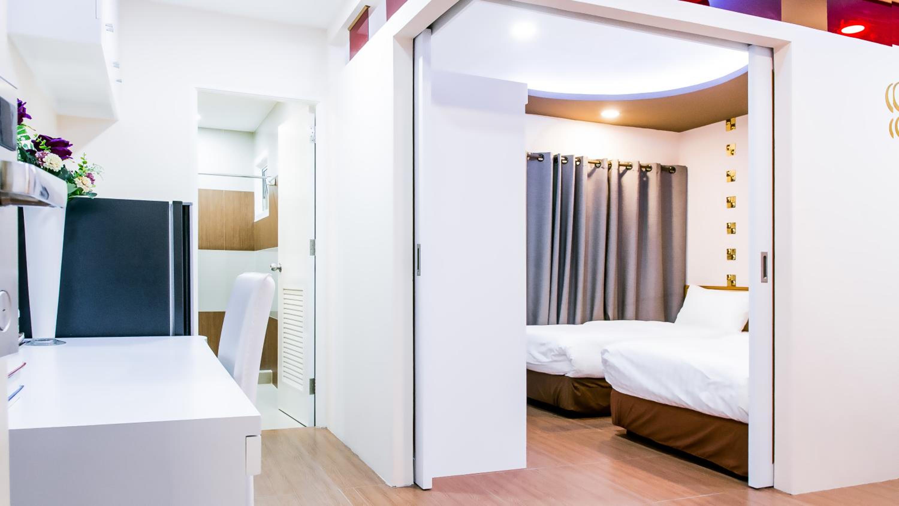 Deluxe Twin Room photo 3