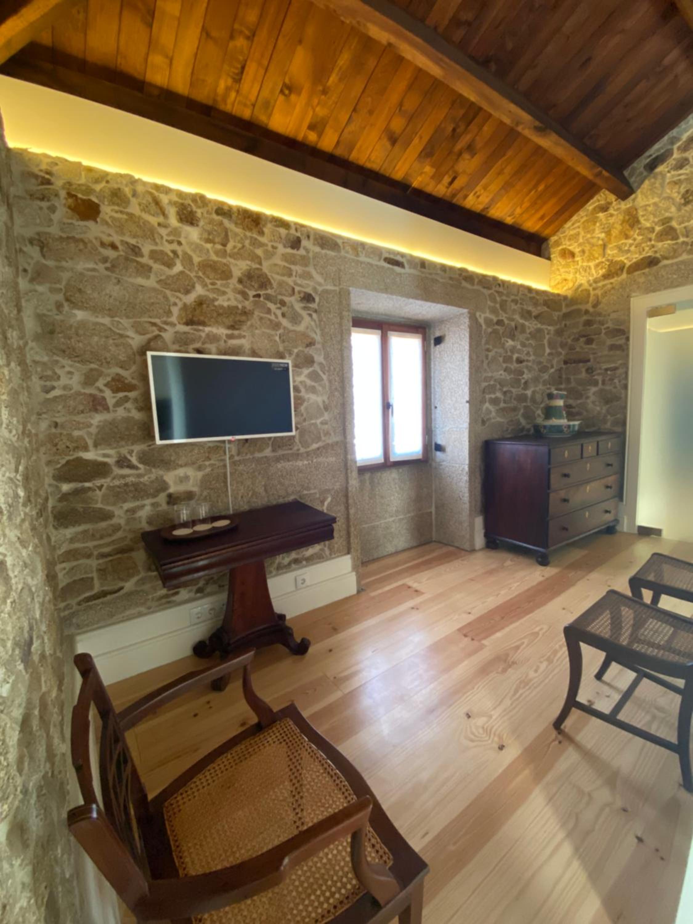 Superior Family Suite photo 2