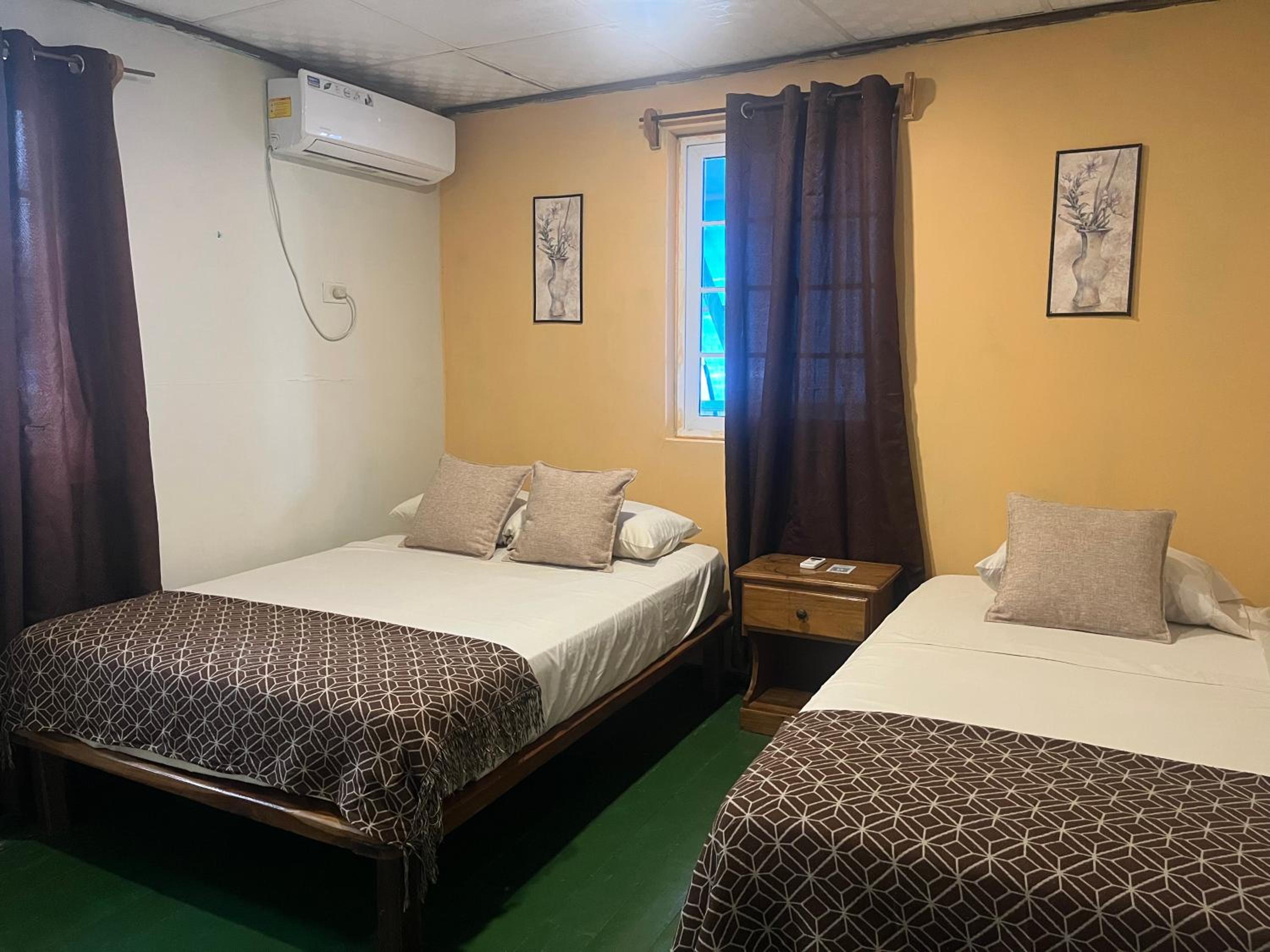 Triple Room with Private Bathroom photo 1