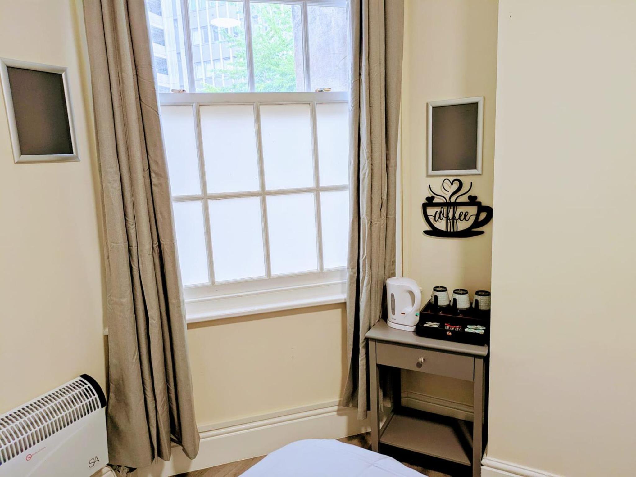 Comfort Triple Room with Shower