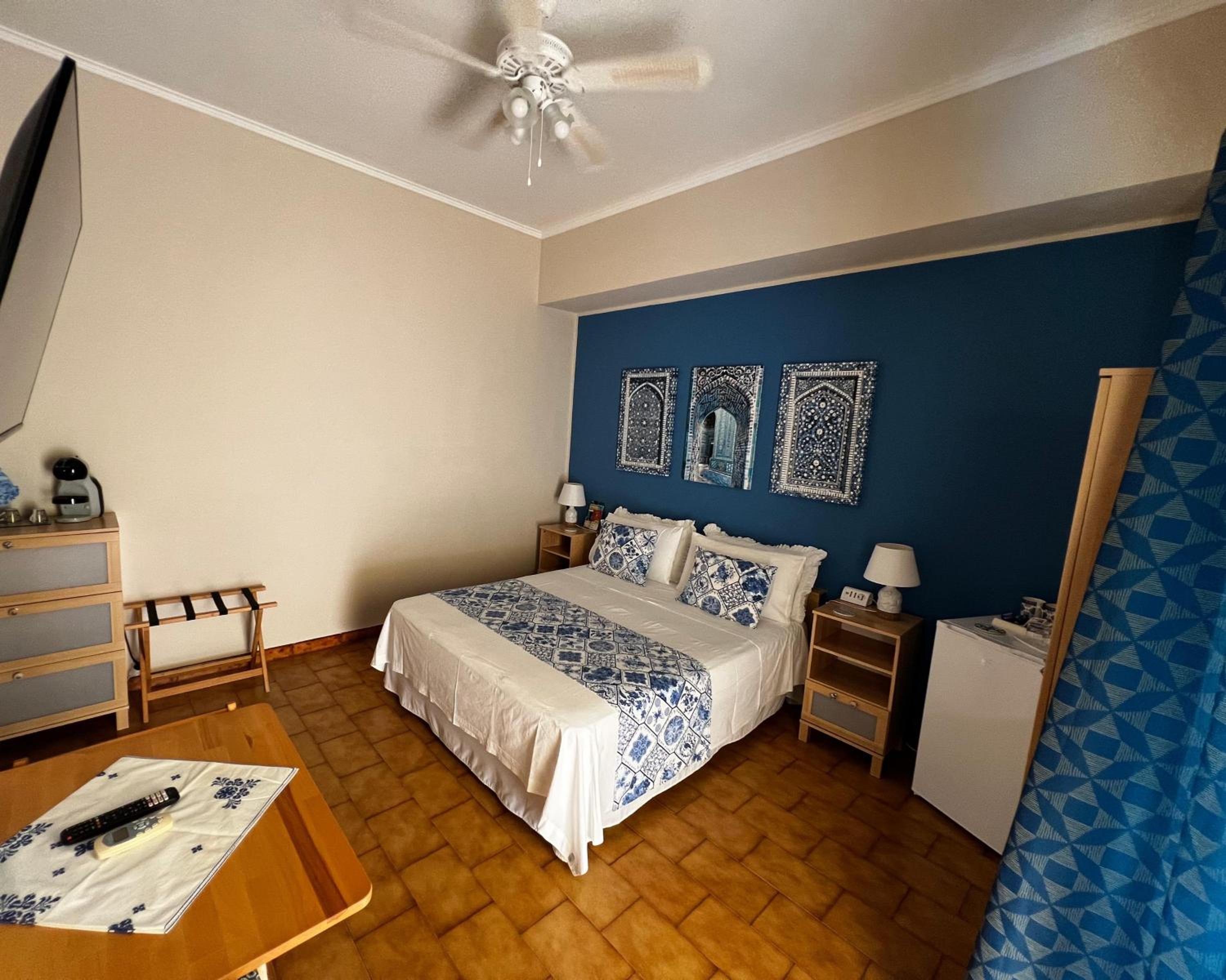 Economy Double Room photo 2
