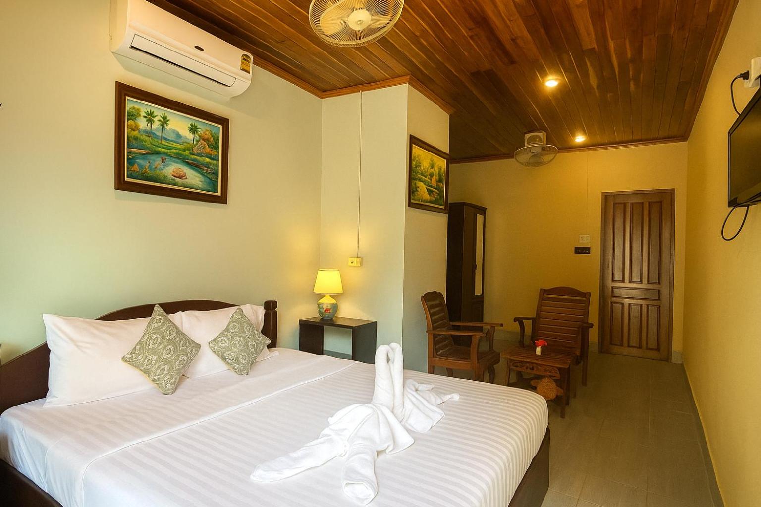Double Room with Garden View - Photo 6