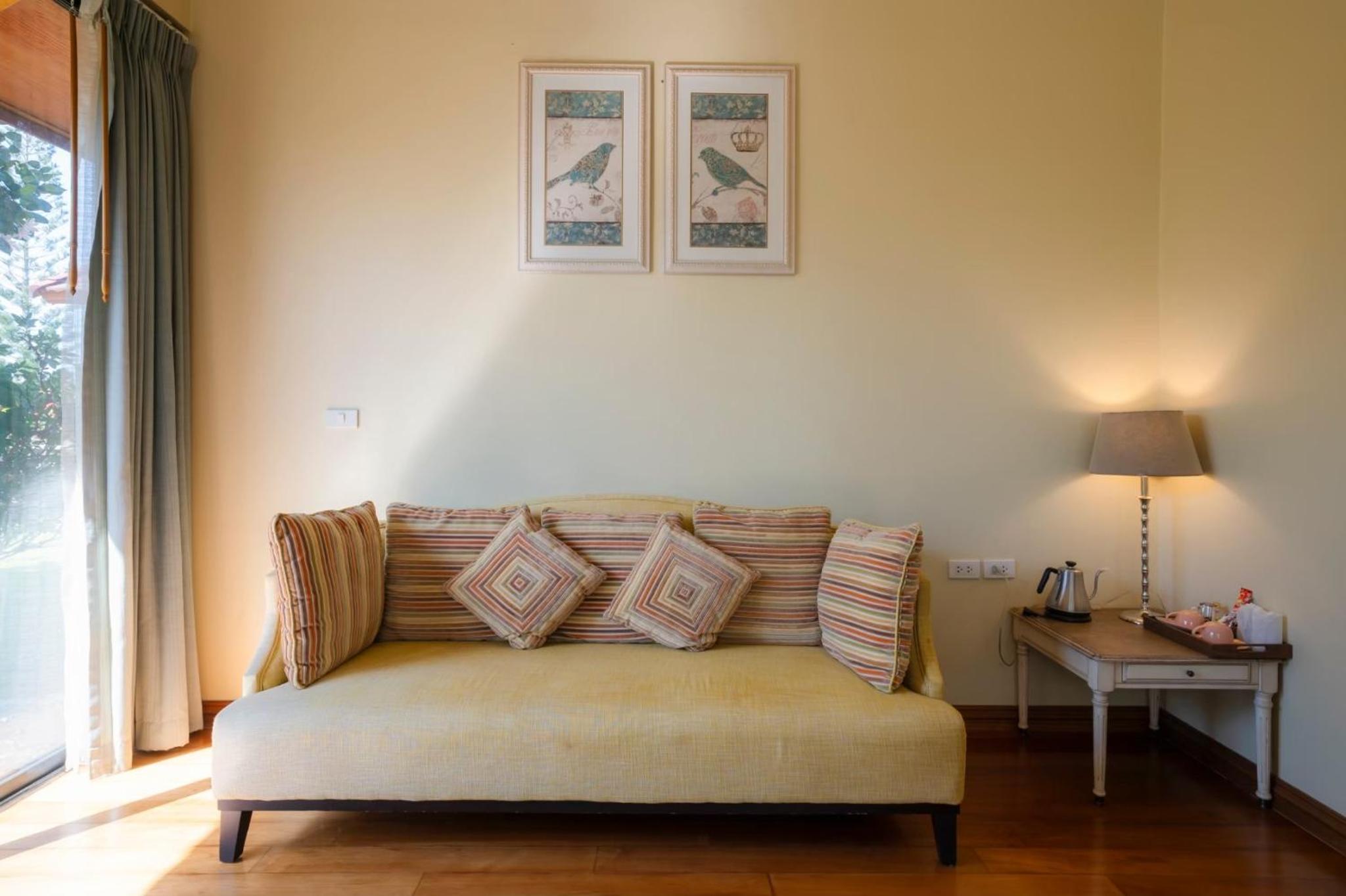 Double Room with Garden View - Photo 4