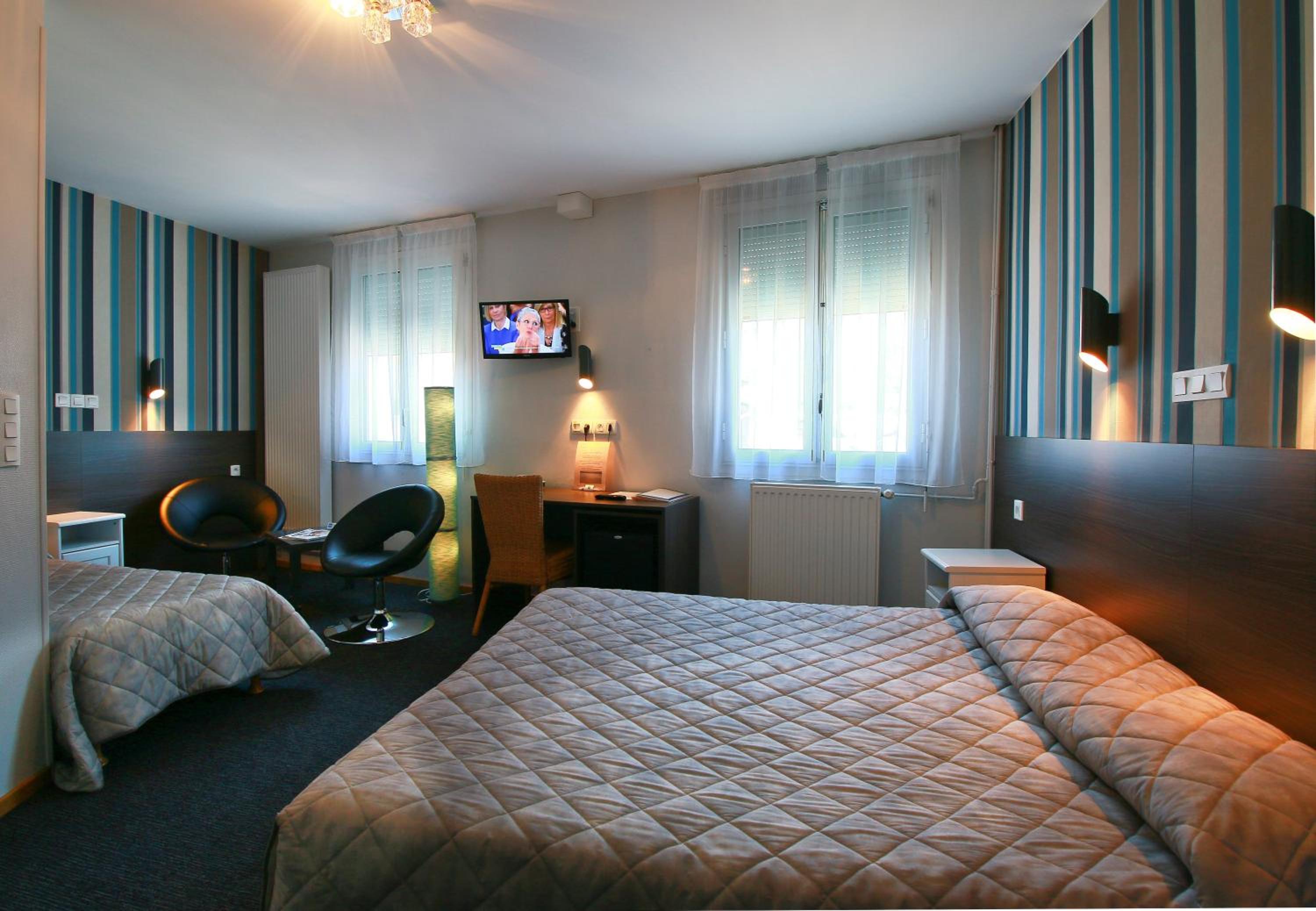 Comfort Plus Triple Room (2 adults + 1 child) photo 2