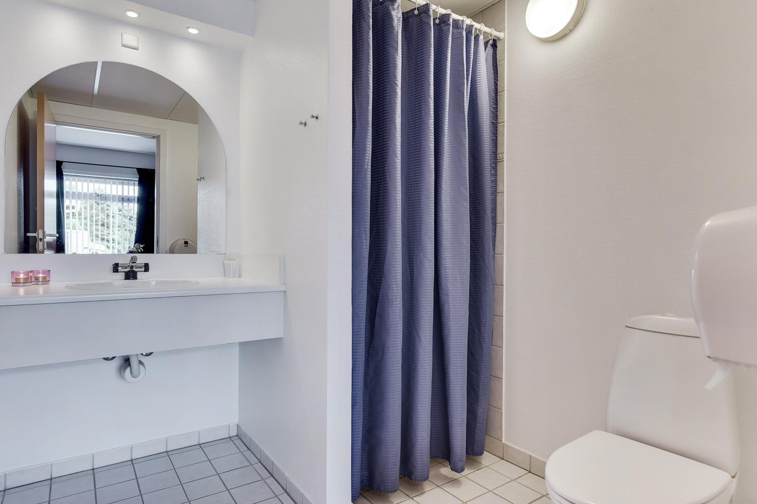 Economy Double or Twin Room - Photo 7