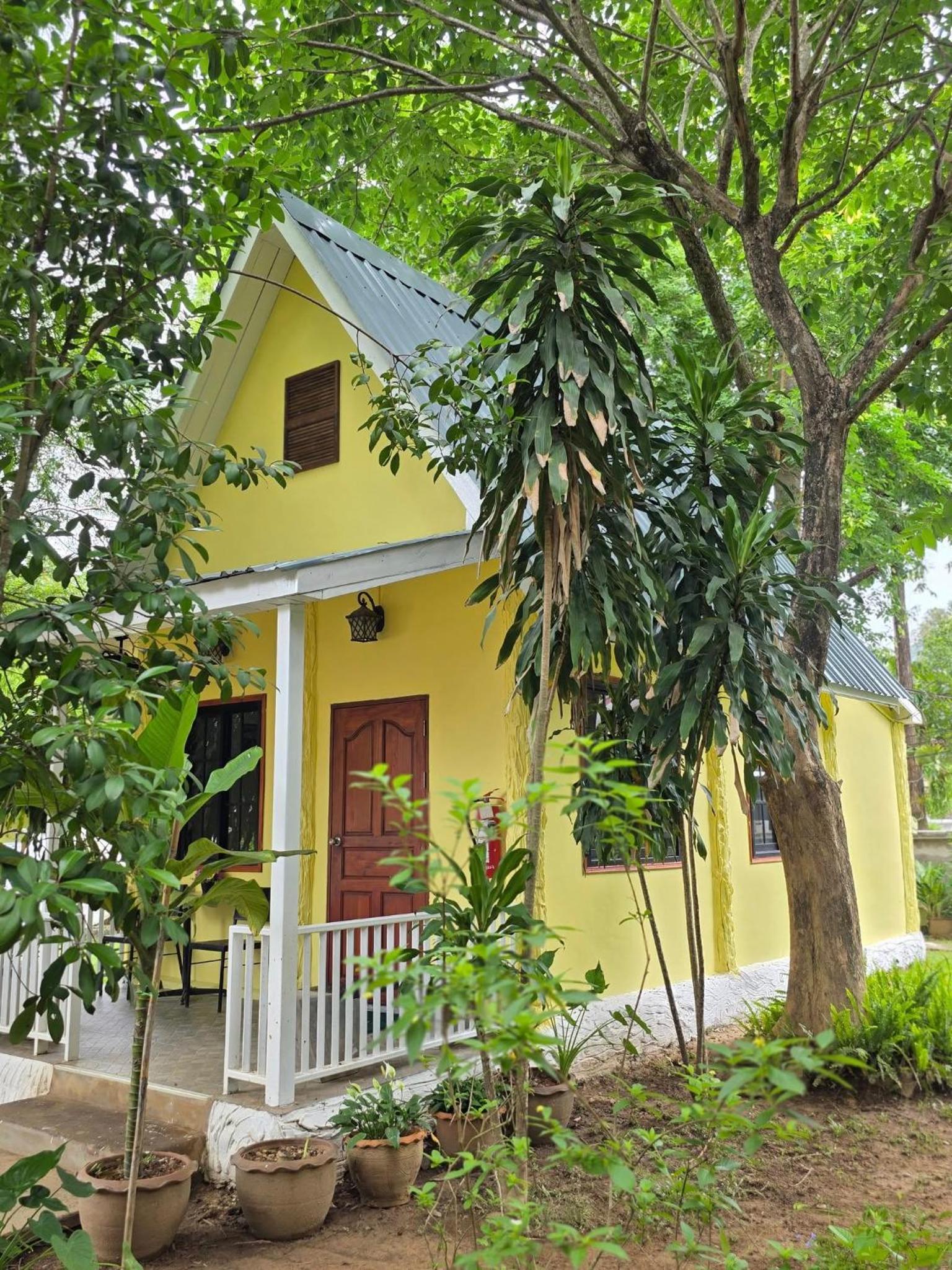 Bungalow with Garden View photo 1