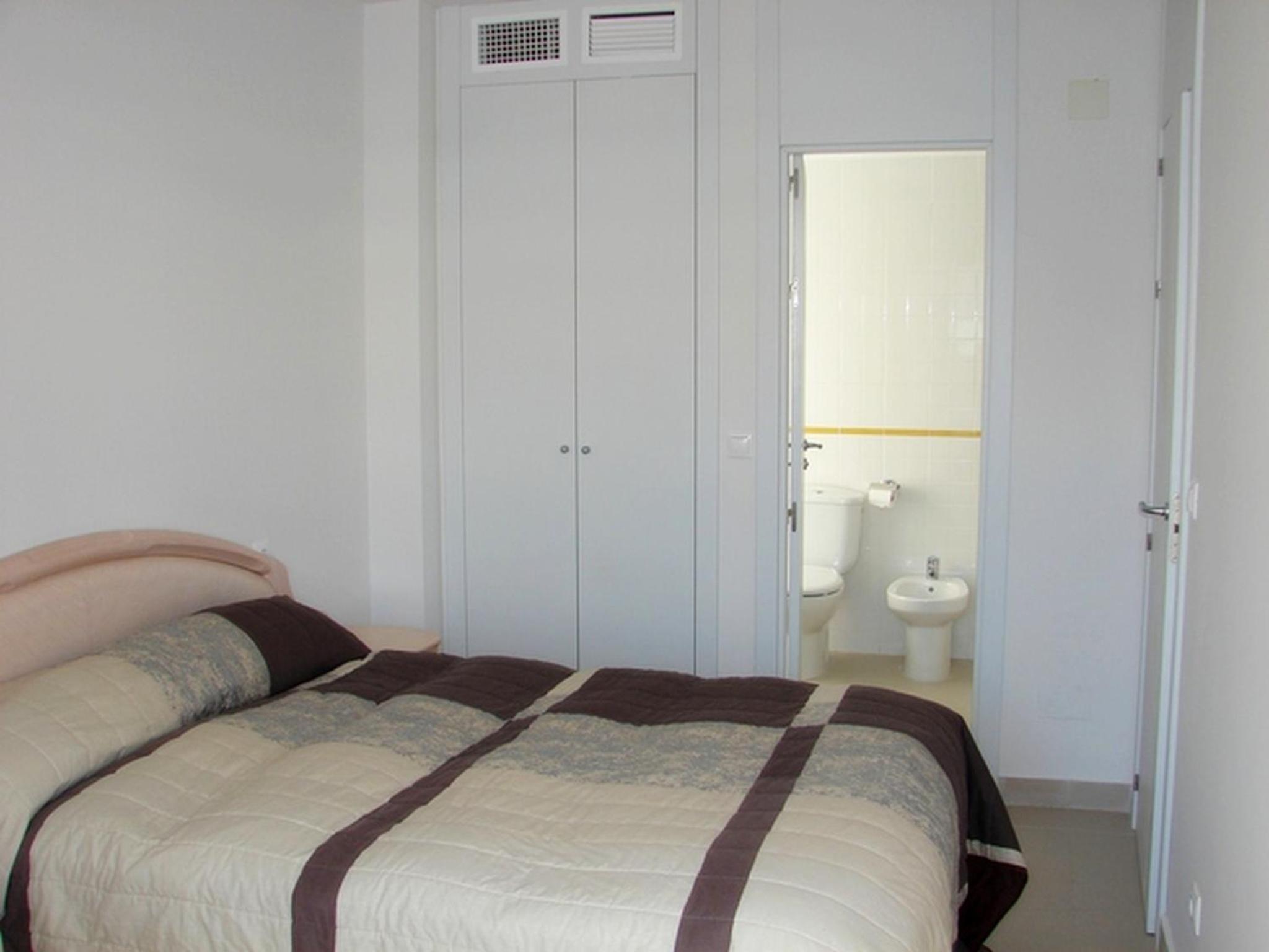 Apartamento con vista a la piscina