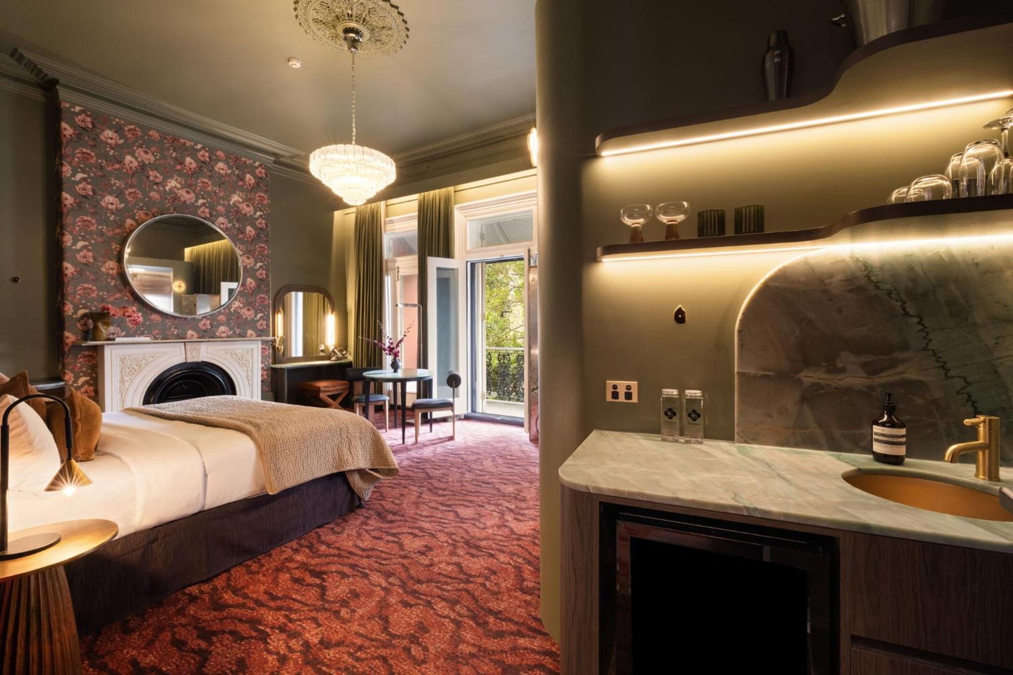 Medusa Suite with Balcony
