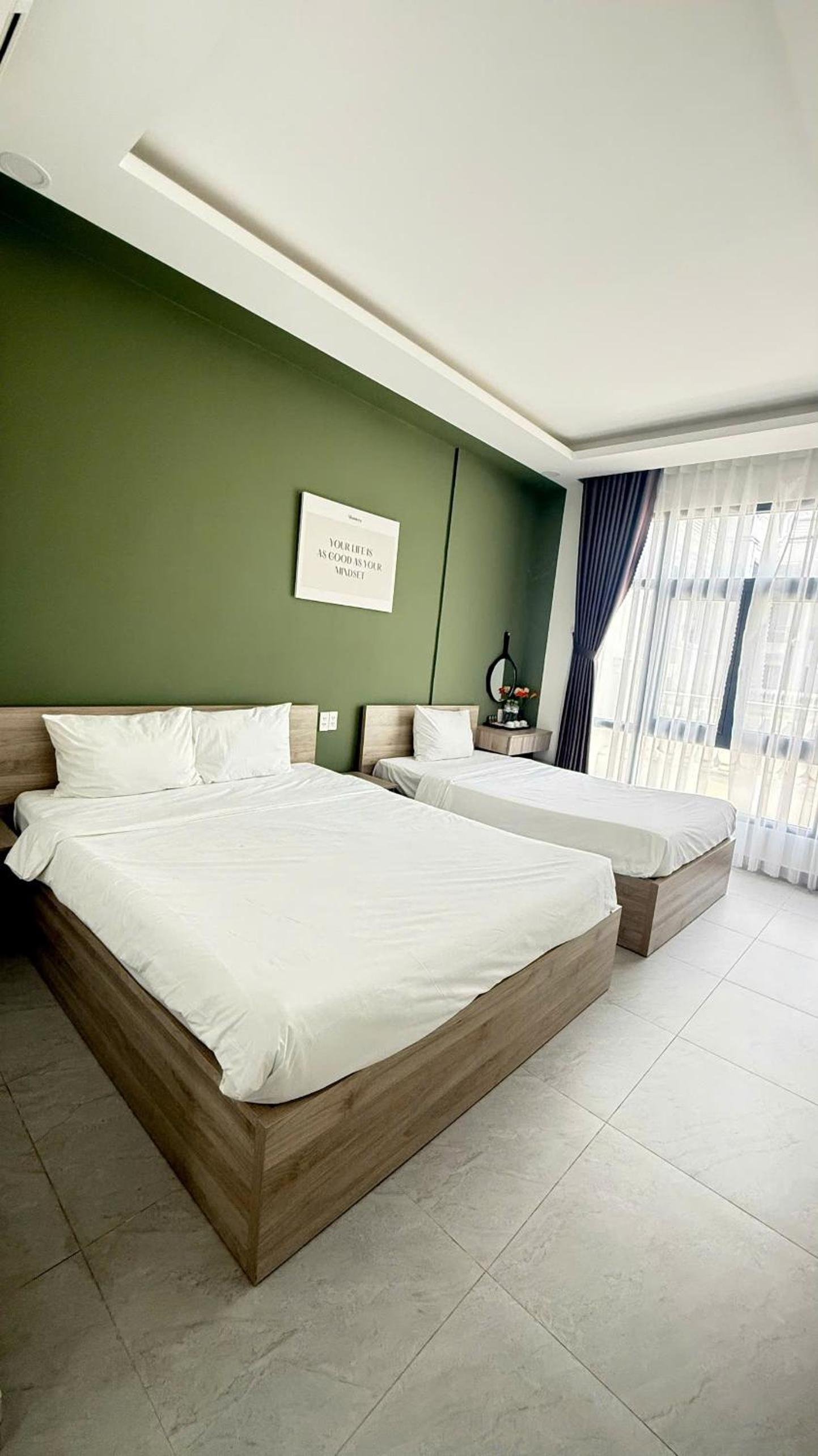 Standard Triple Room - Photo 2