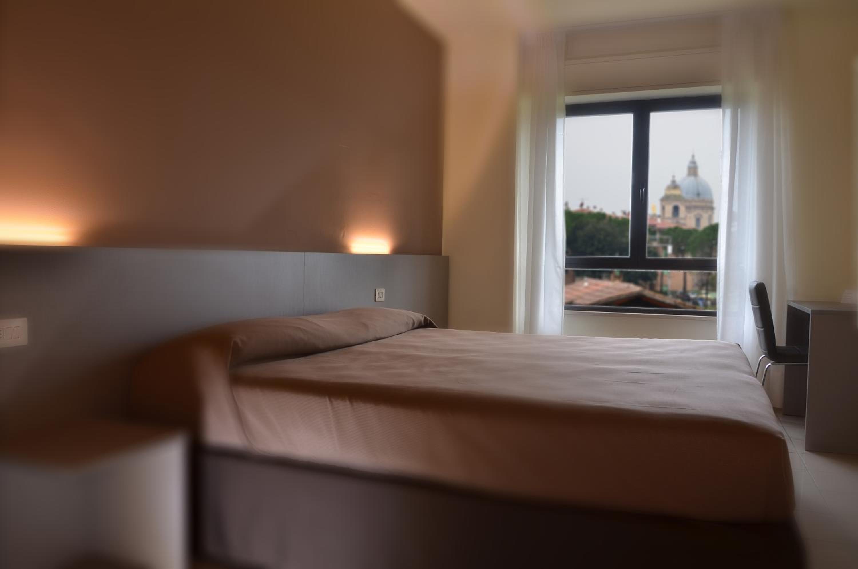 Double or Twin Room - Photo 1