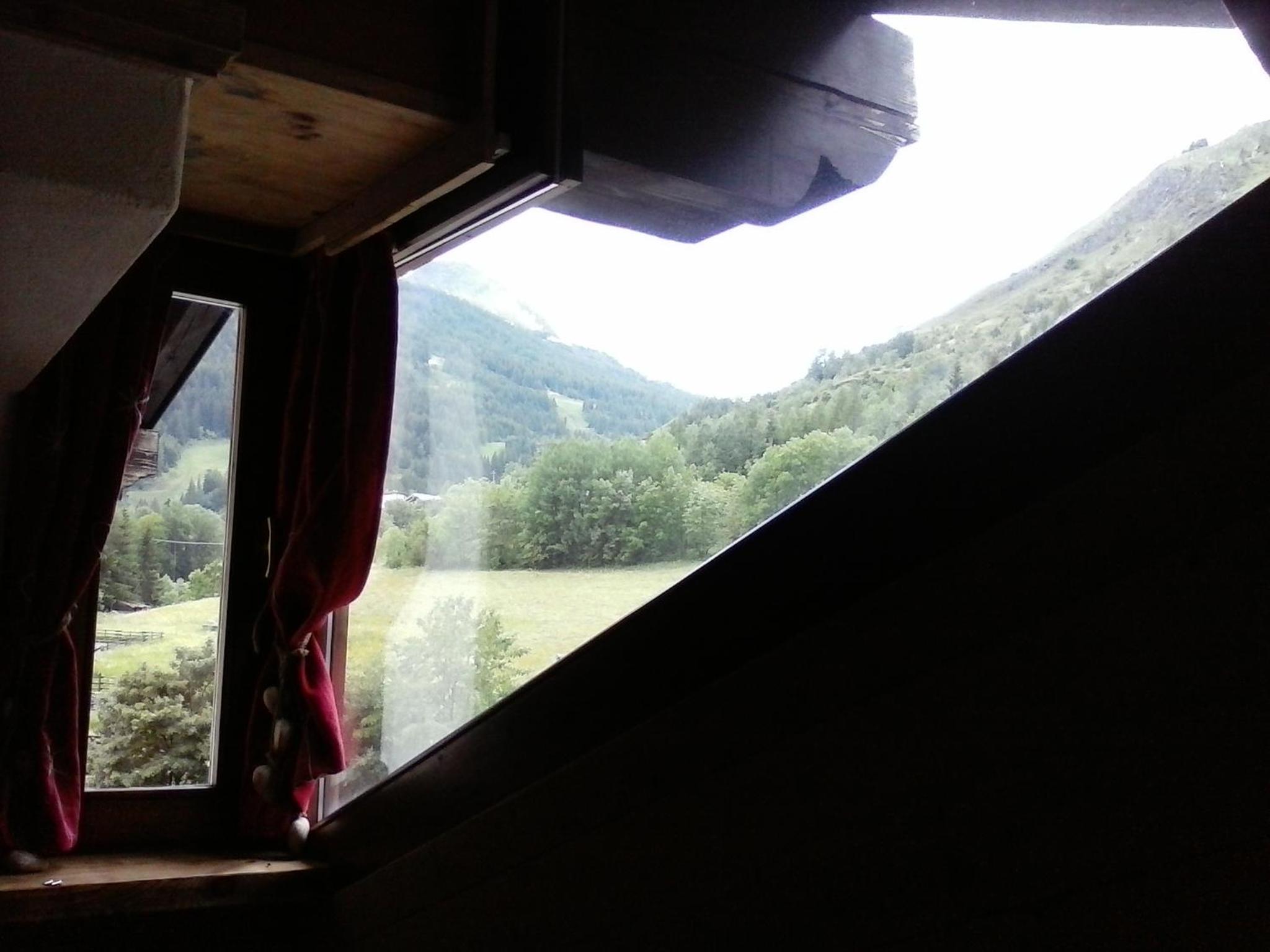 Double or Twin Room with Mountain View - Photo 6