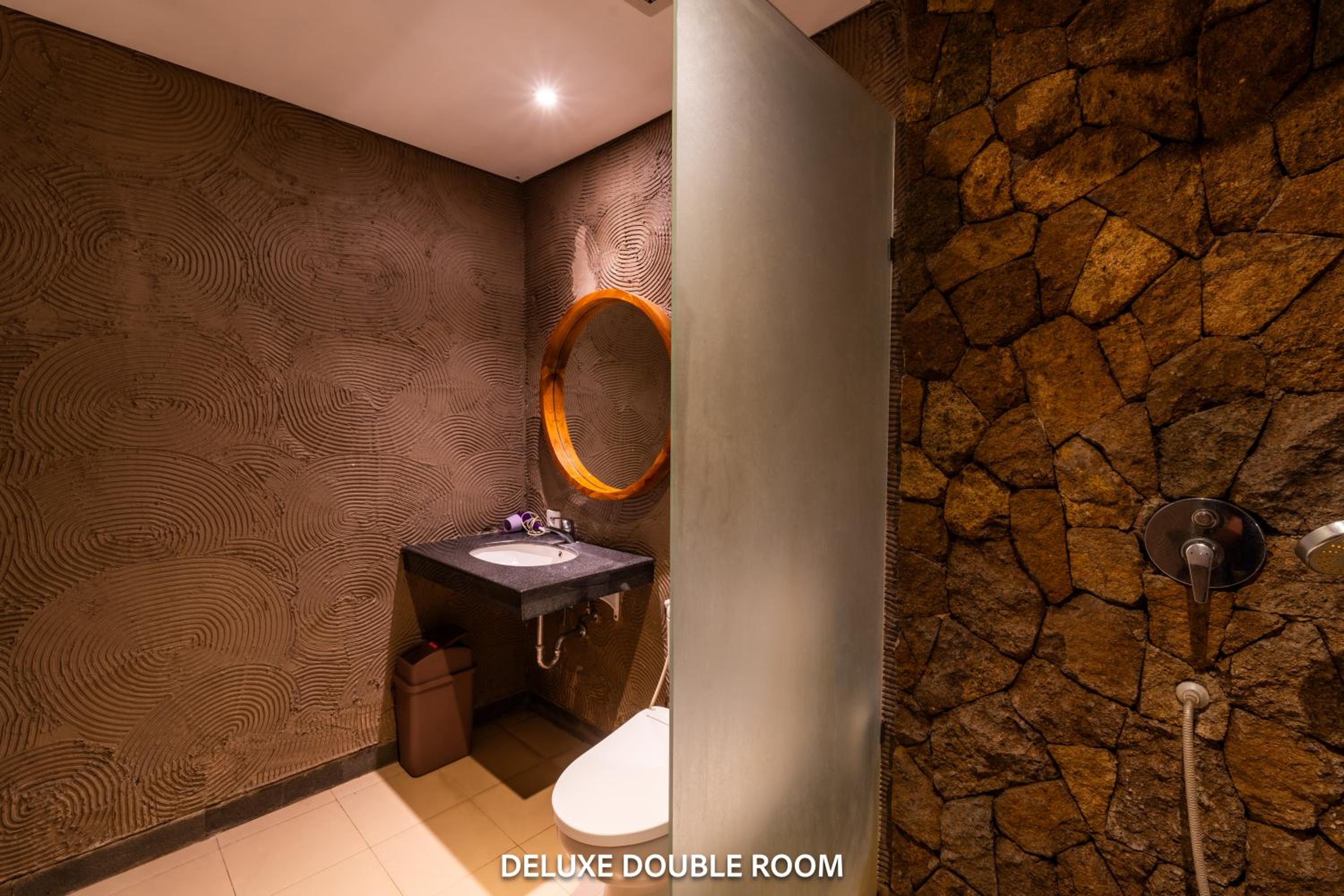 Deluxe Double Room with Balcony