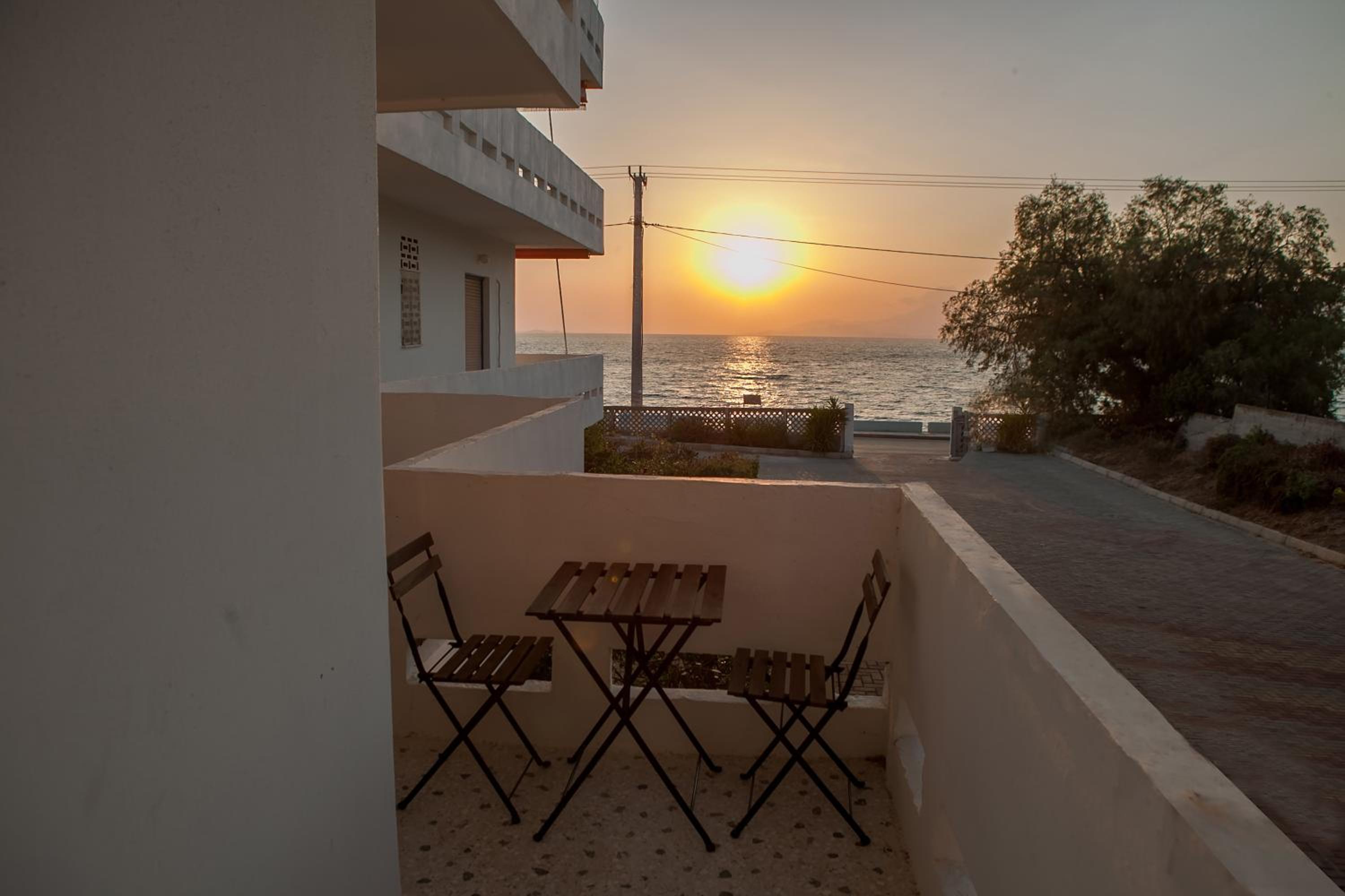 Studio Apartment with Sea View - Photo 14