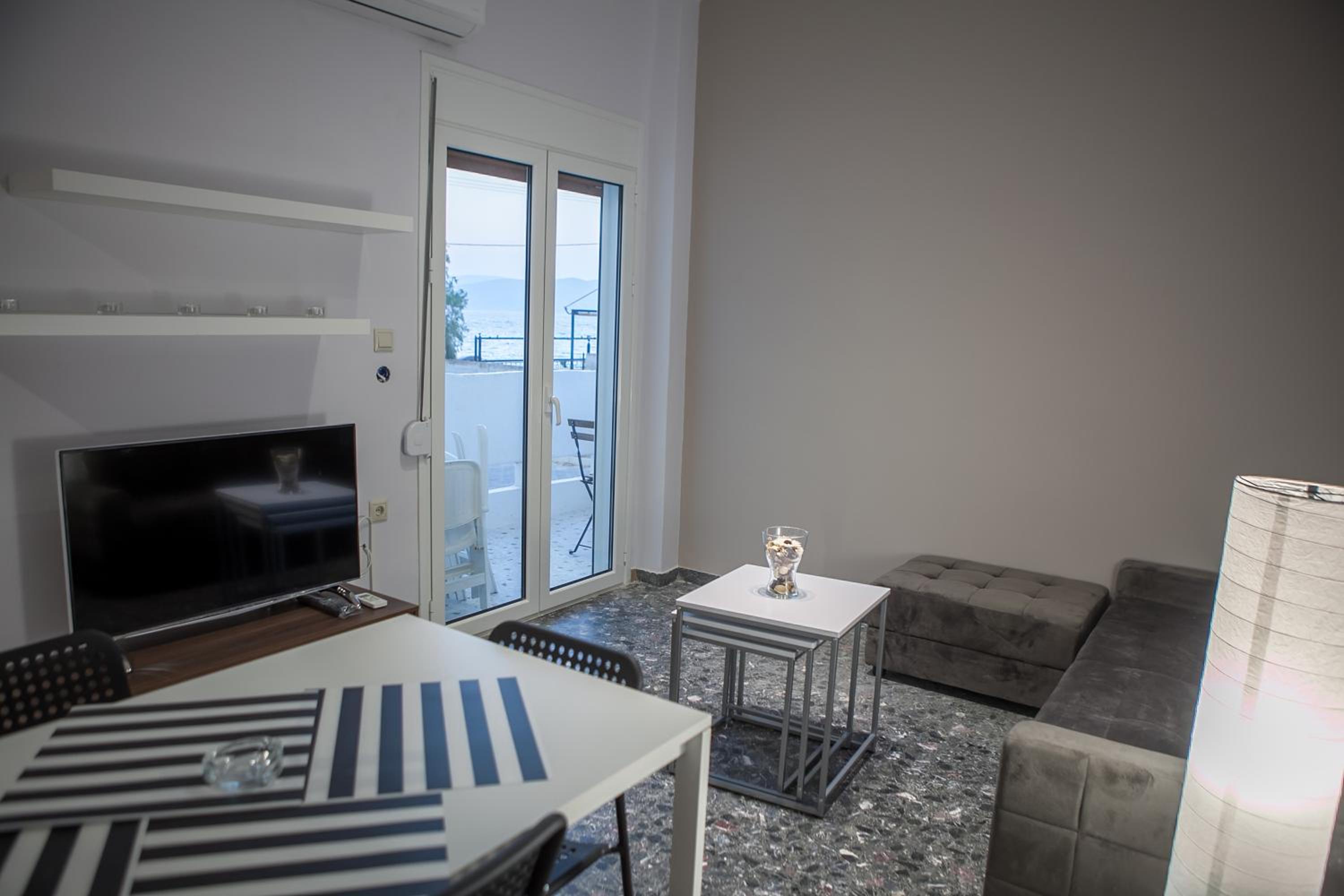 Studio Apartment with Sea View - Photo 19