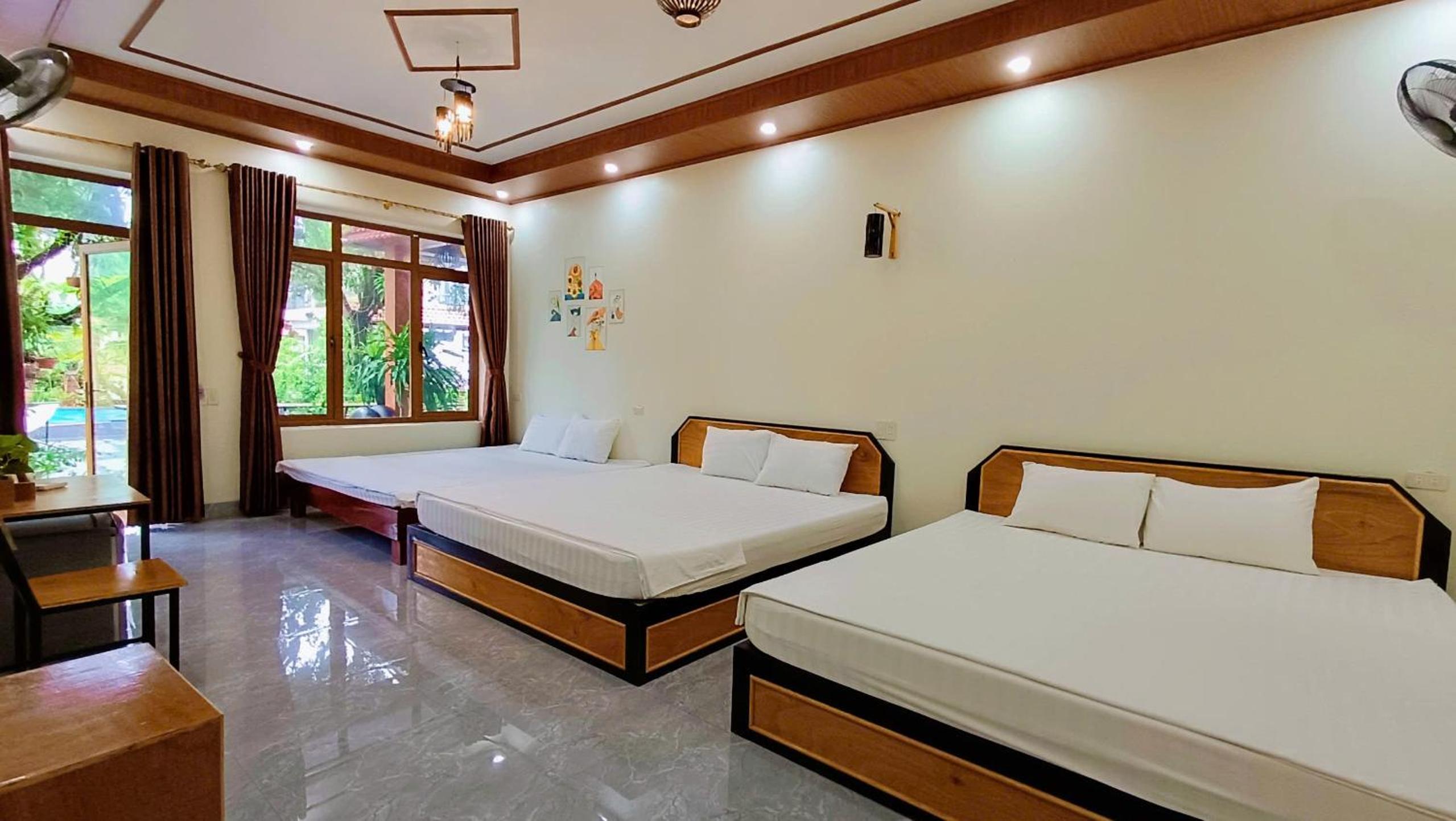 Superior Triple Room photo 2