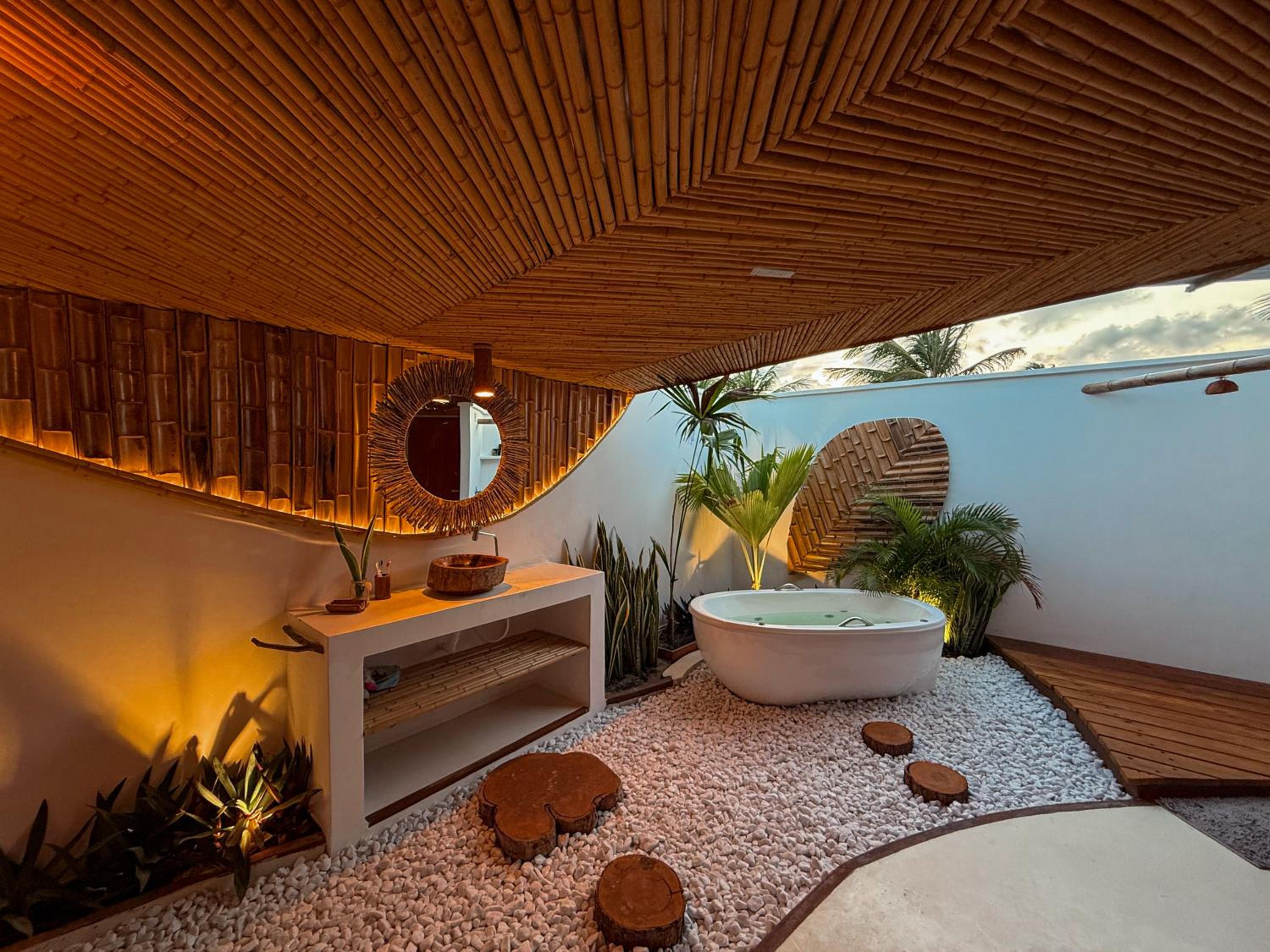 Triple Room with Bath
