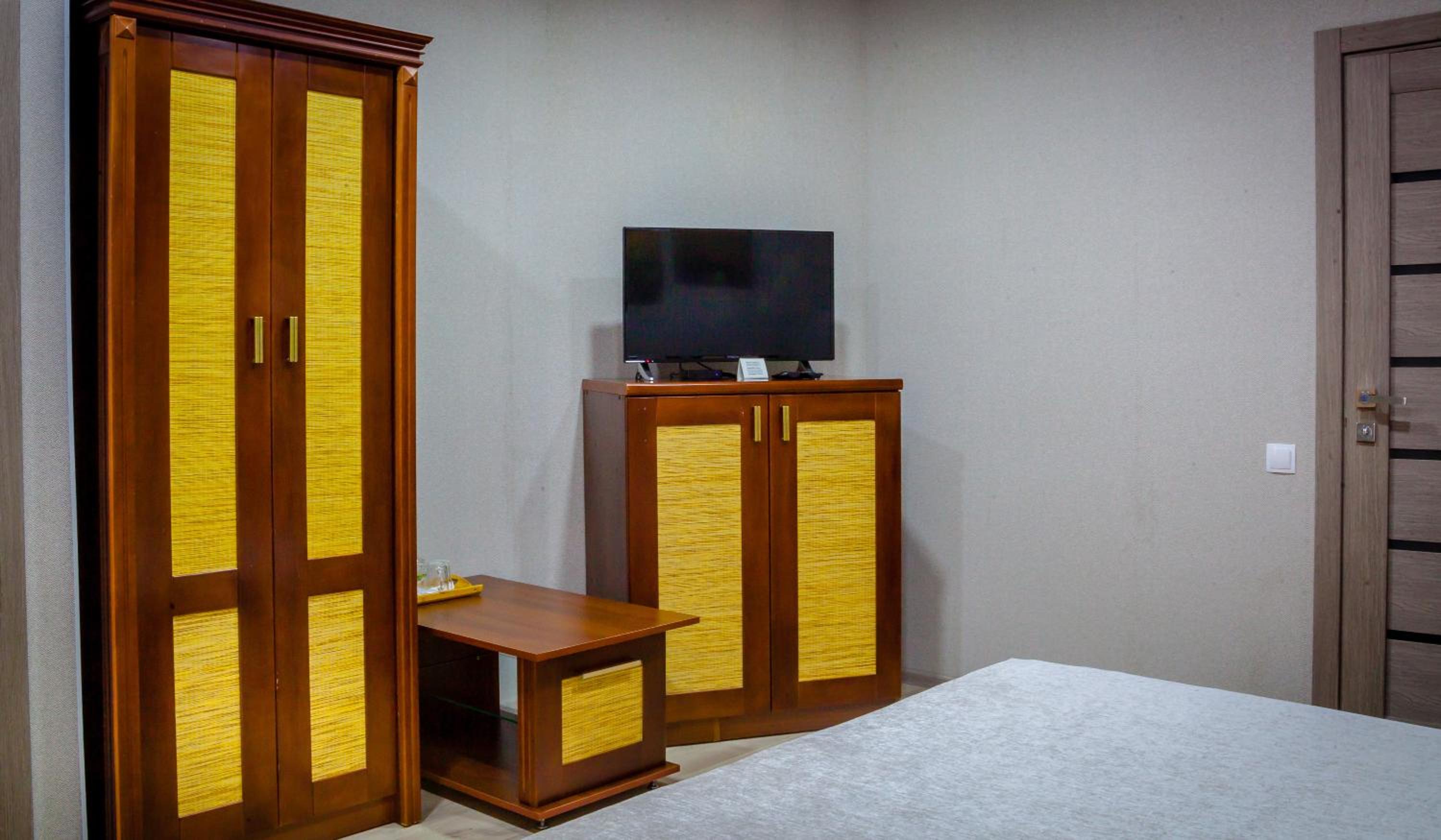 Budget Double Room without Window