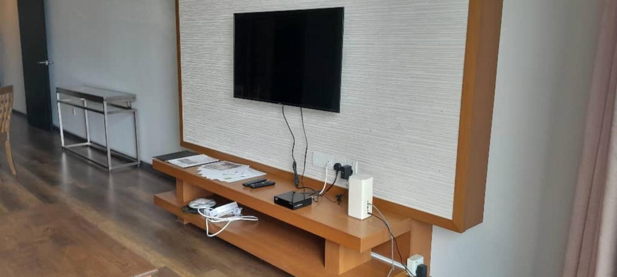 Three-Bedroom Apartment - Photo 8