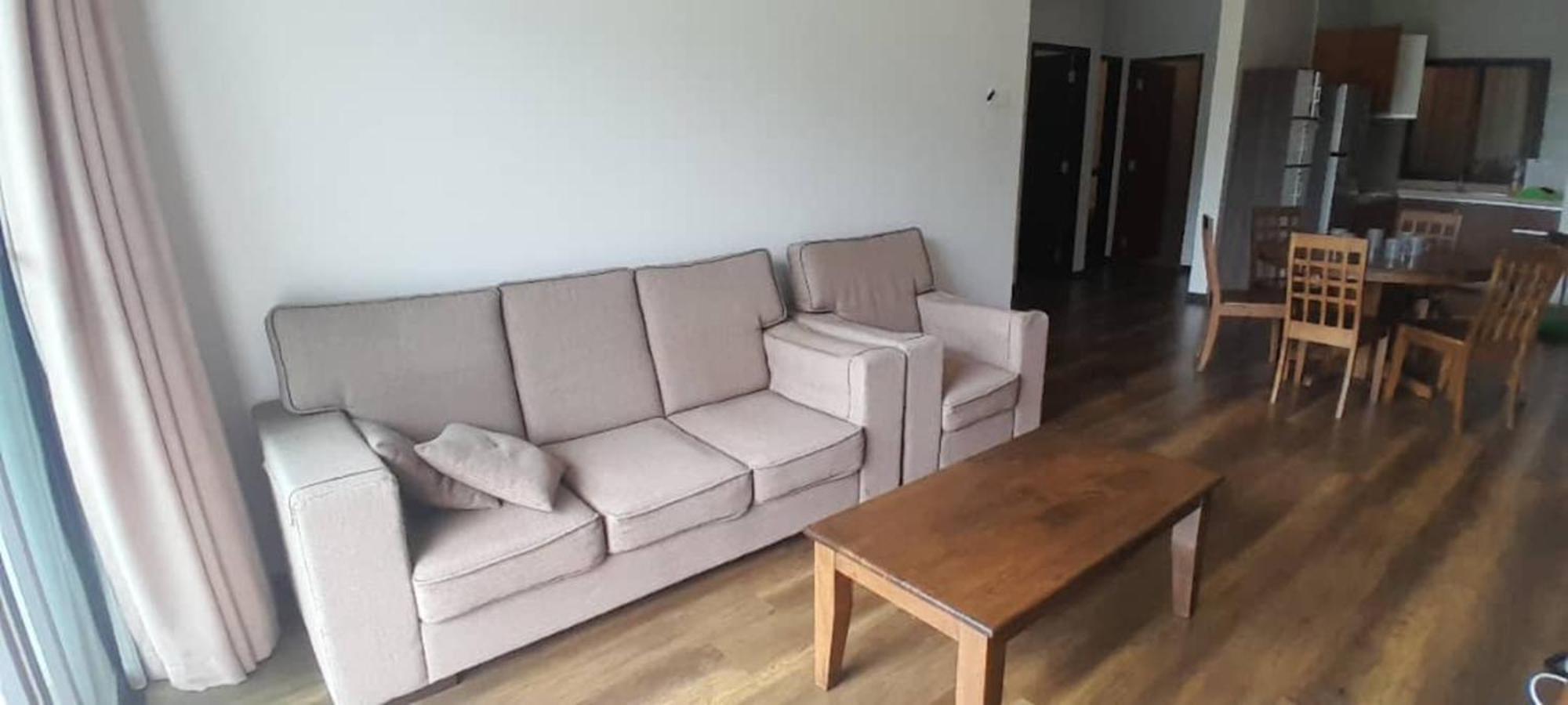 Three-Bedroom Apartment - Photo 10