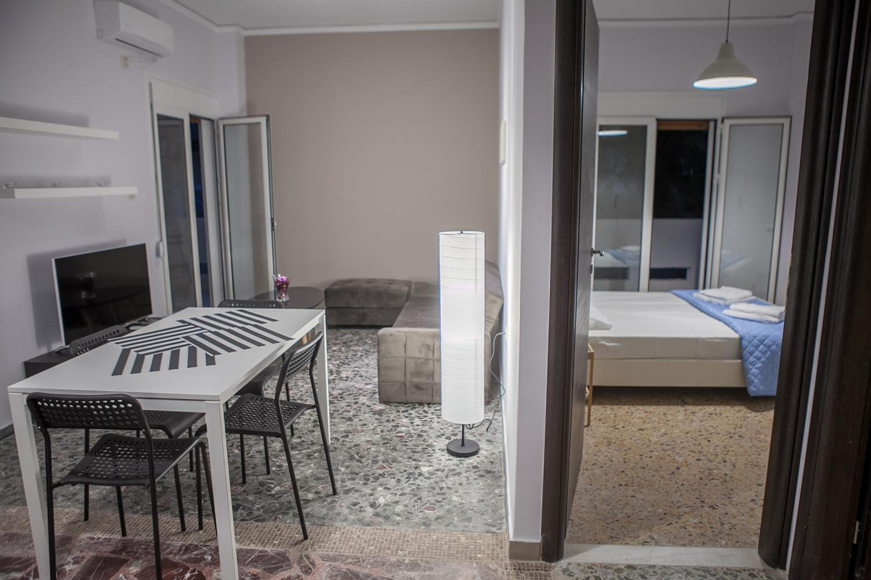 Apartment with Sea View - 07 - Photo 8