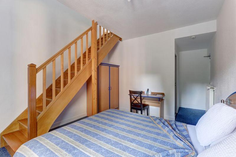 Duplex Room