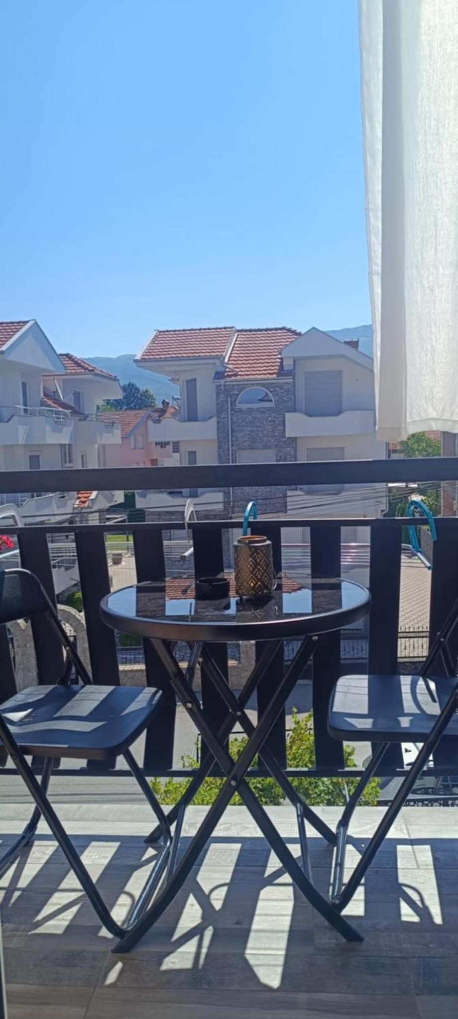 Apartment with City View photo 2