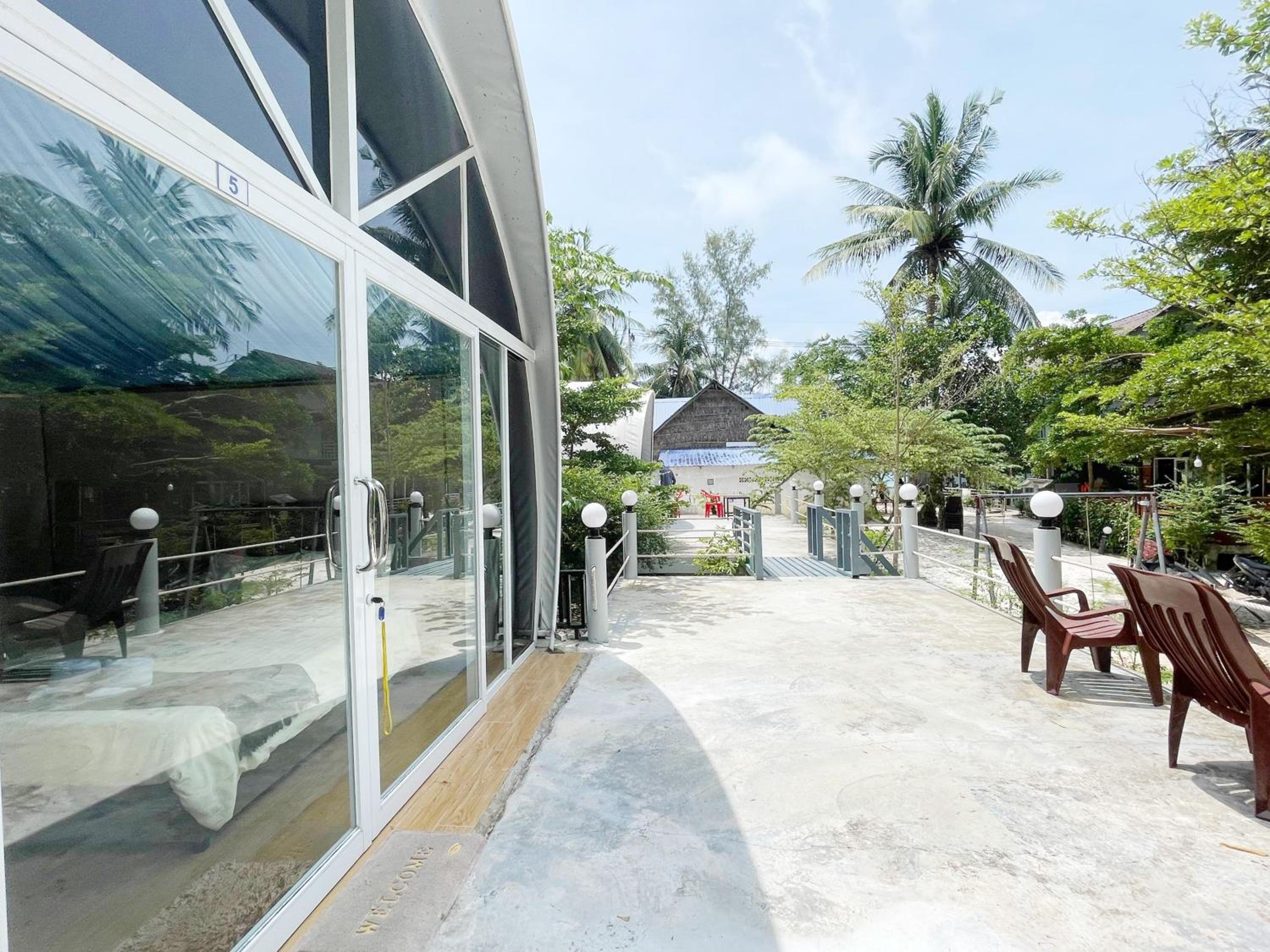 Triple Room with Garden View photo 3