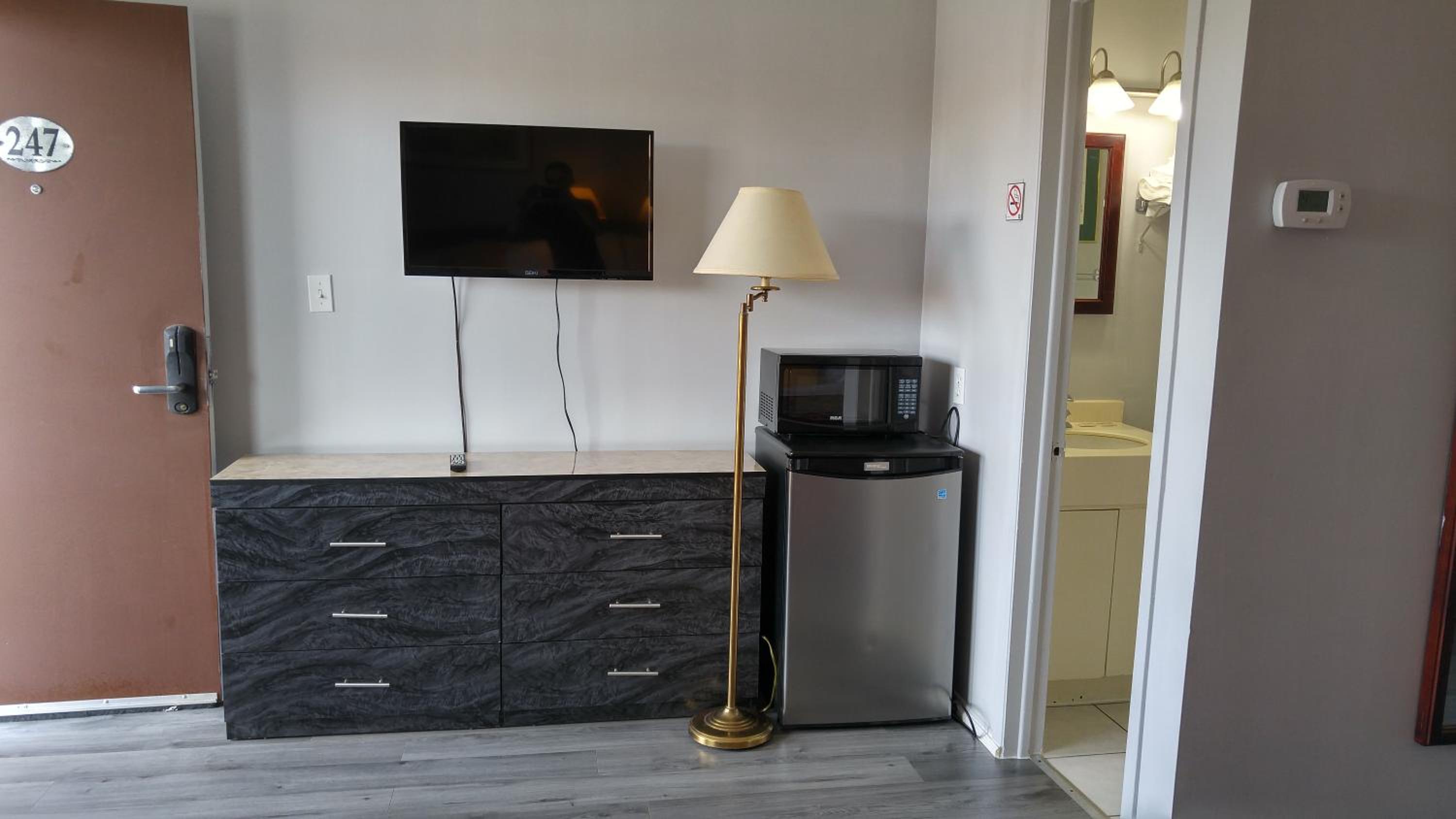 Two-Bedroom room - Photo 1