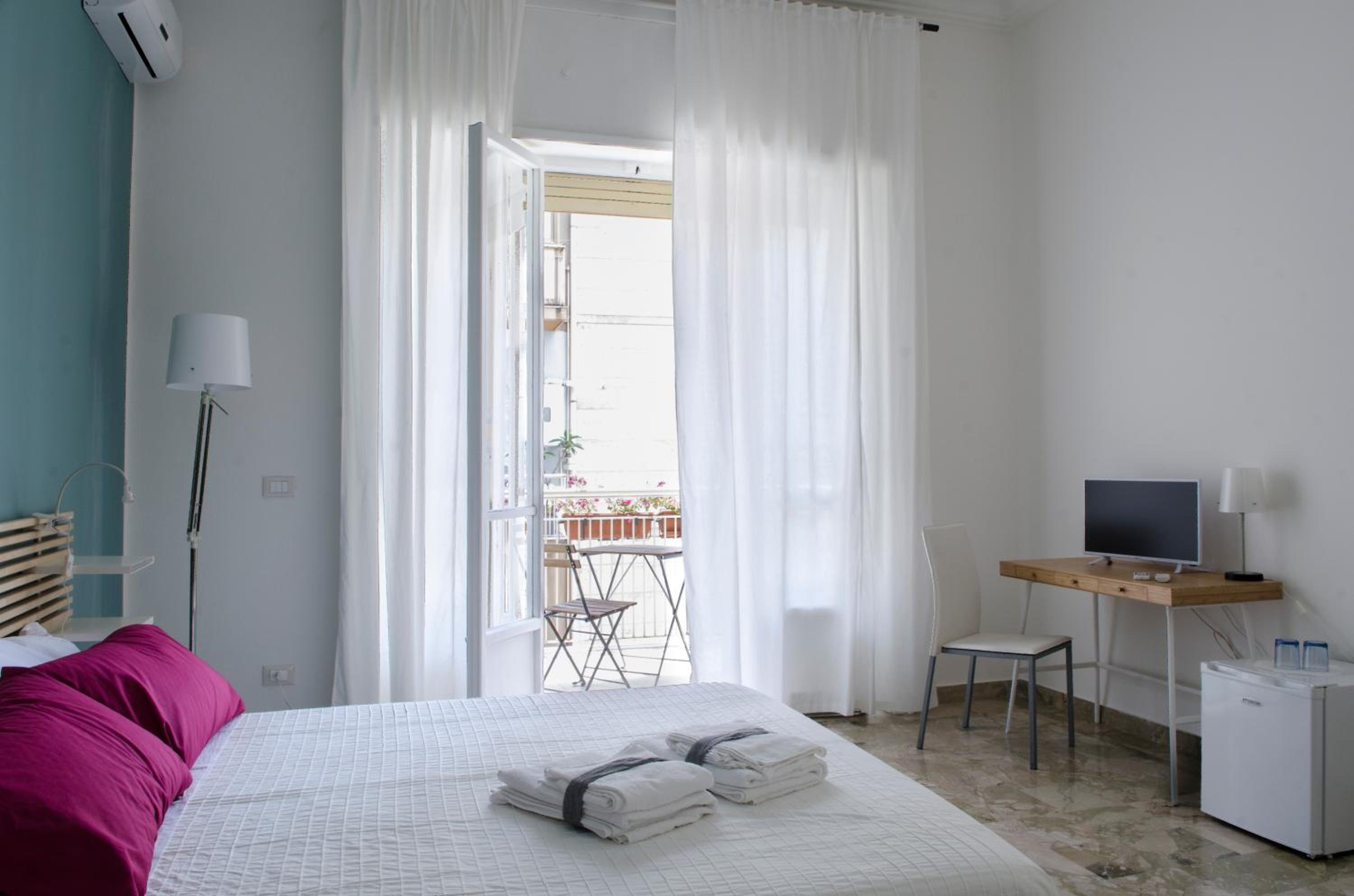 Double Room with Private External Bathroom