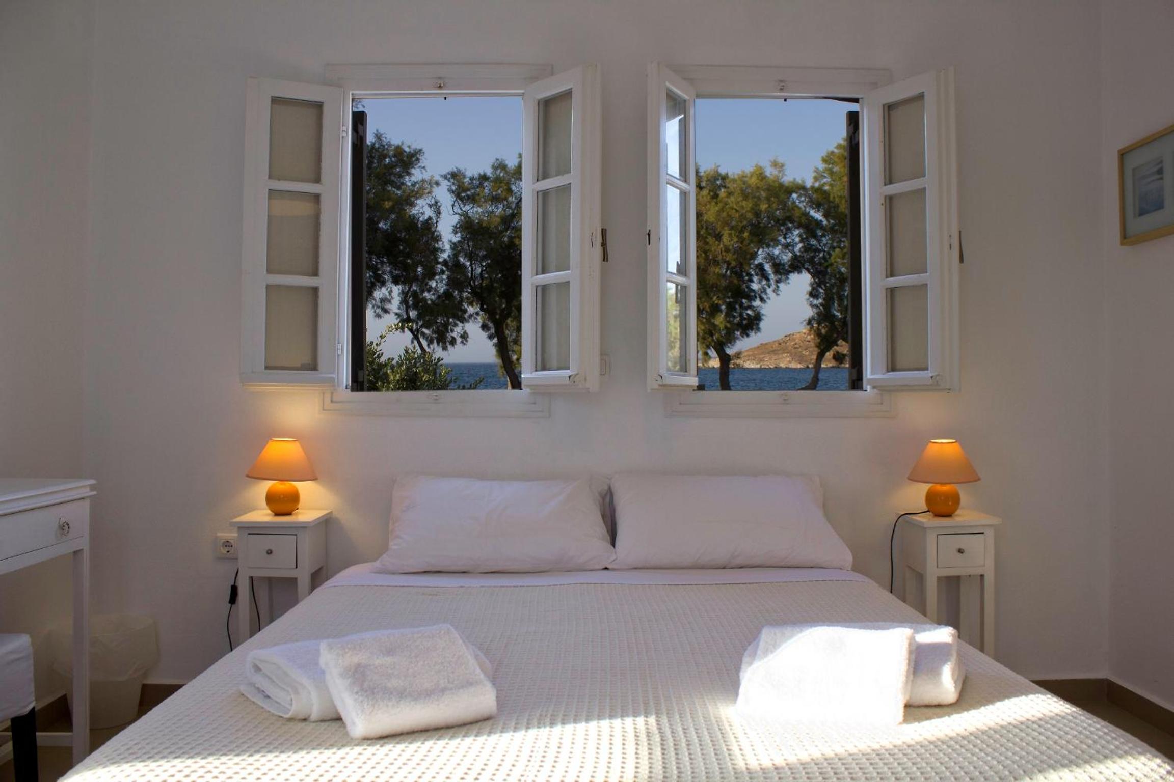Studio with Sea View (2 Adults) photo 2