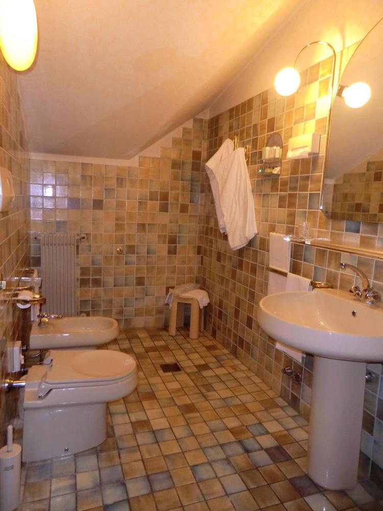 Suite (3 Adults) photo 3