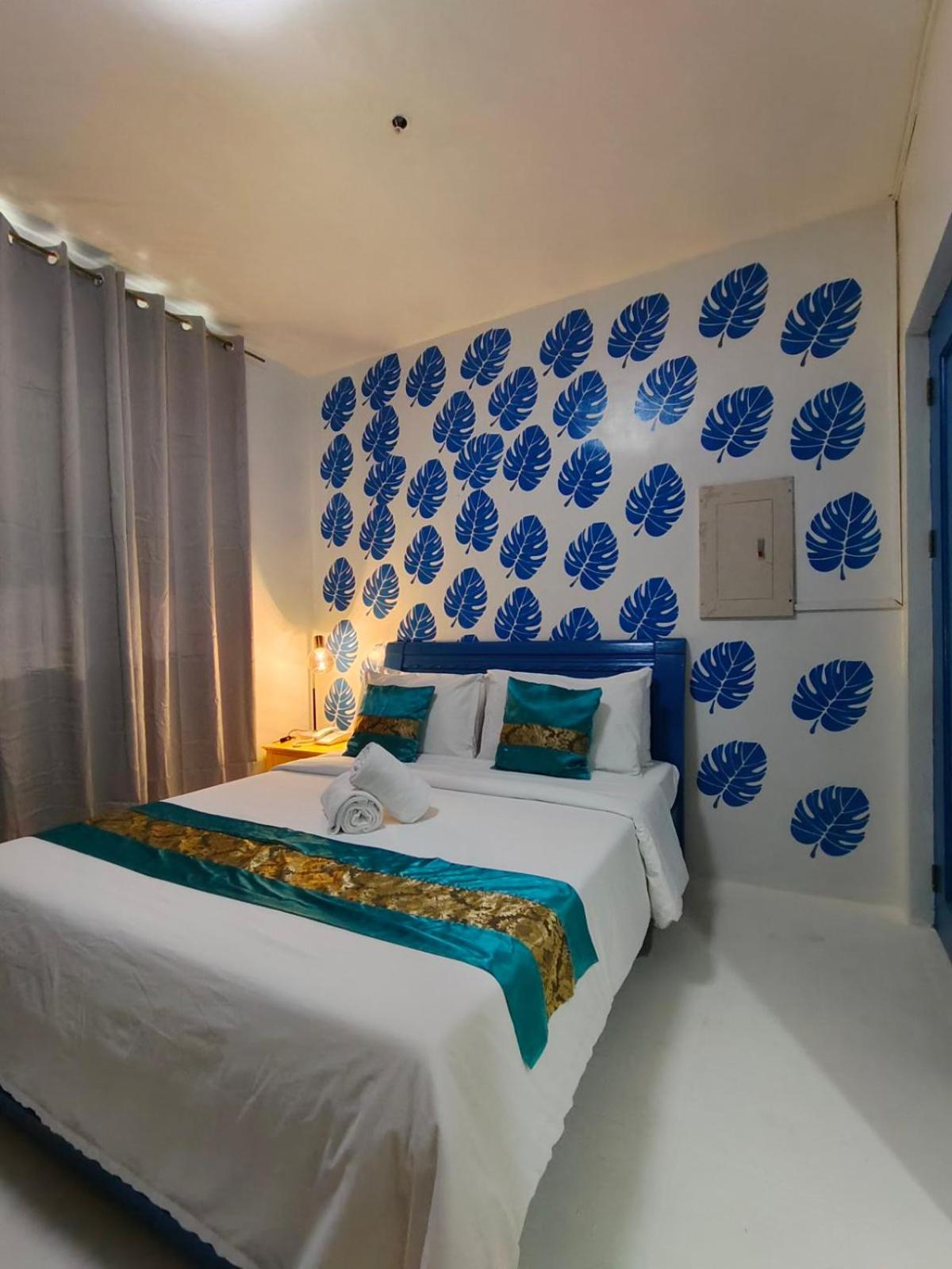 Deluxe Queen Room photo 3