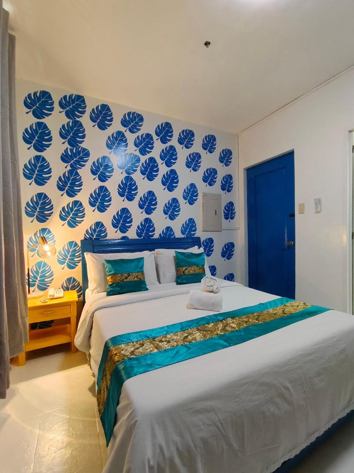 Deluxe Queen Room photo 2