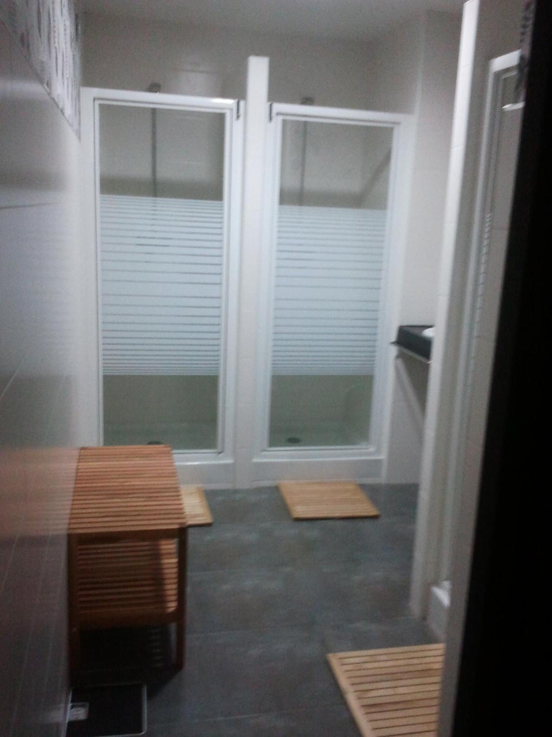 Single Bed in 8-Bed Mixed Dormitory Room photo 2