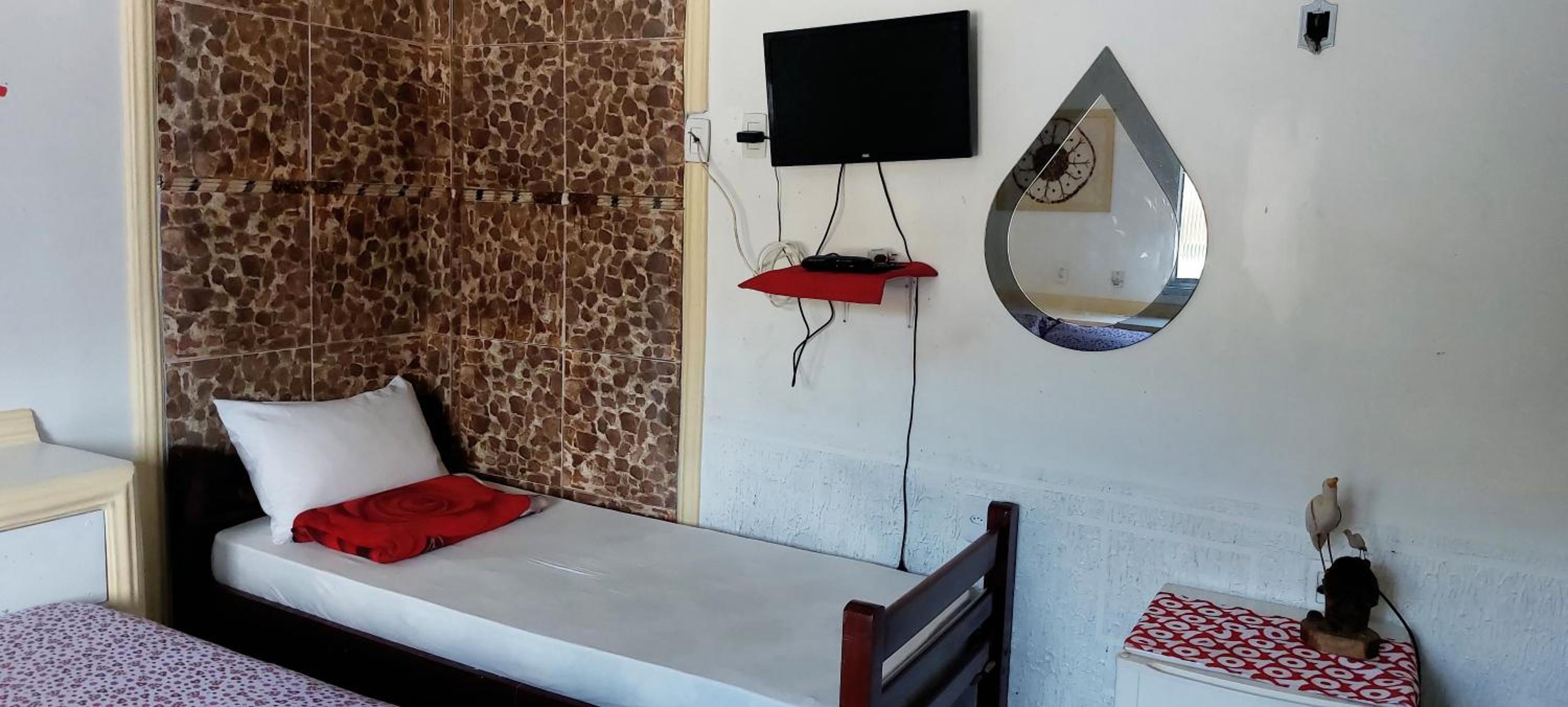 Triple Room (1 Double bed + 1 Single bed) photo 1