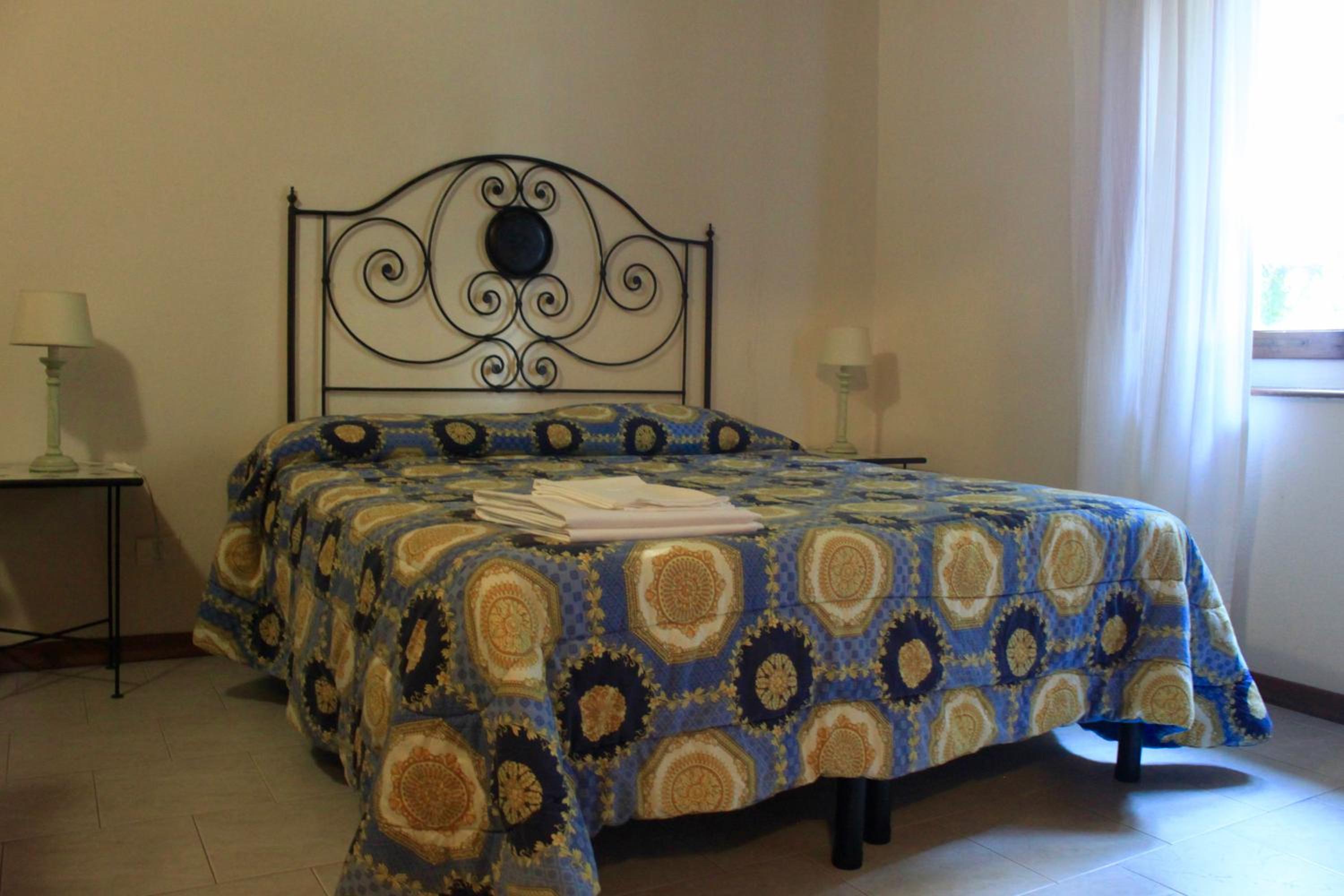 One-Bedroom House photo 1