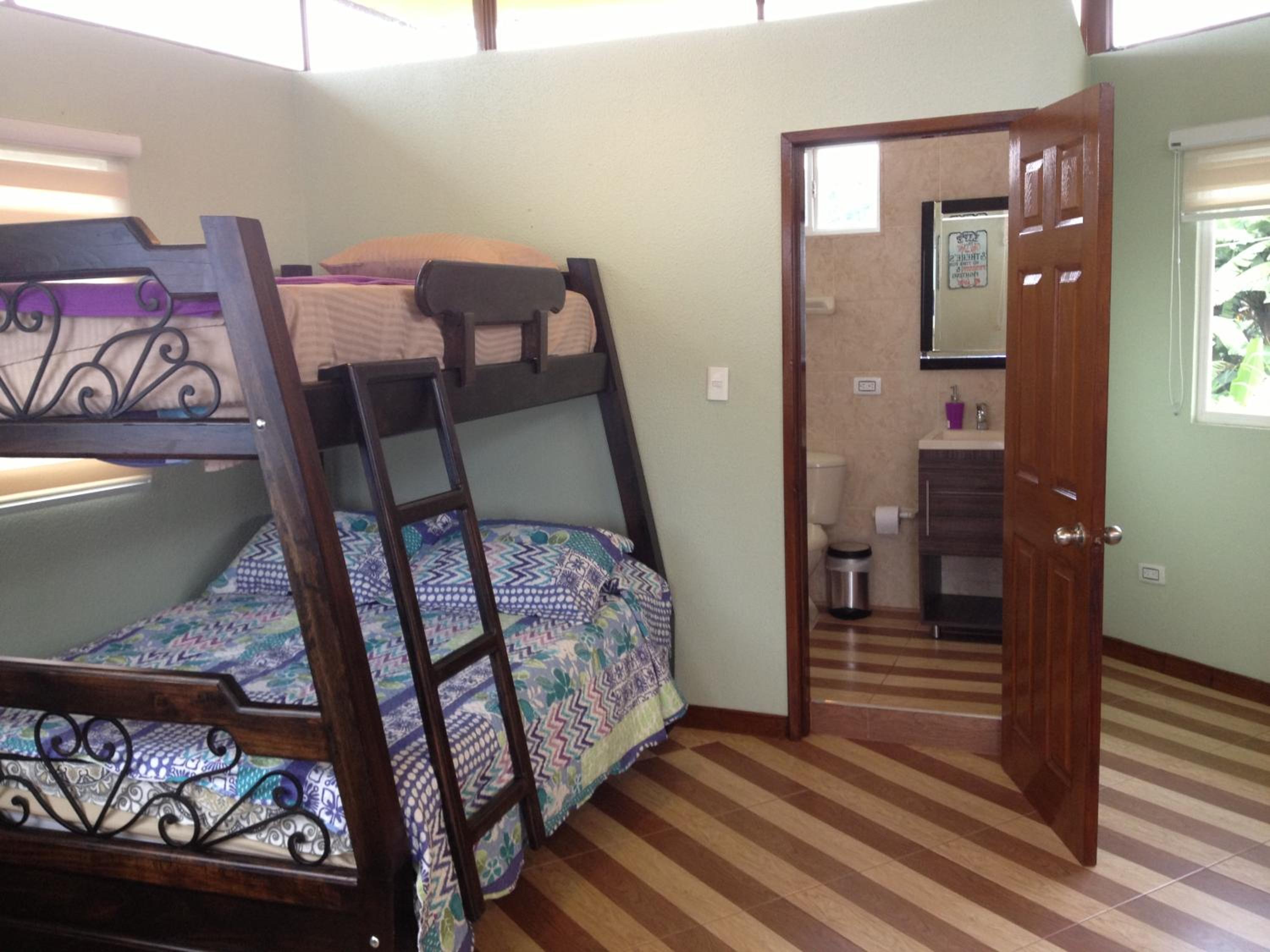 Family Suite with Mountain View photo 3