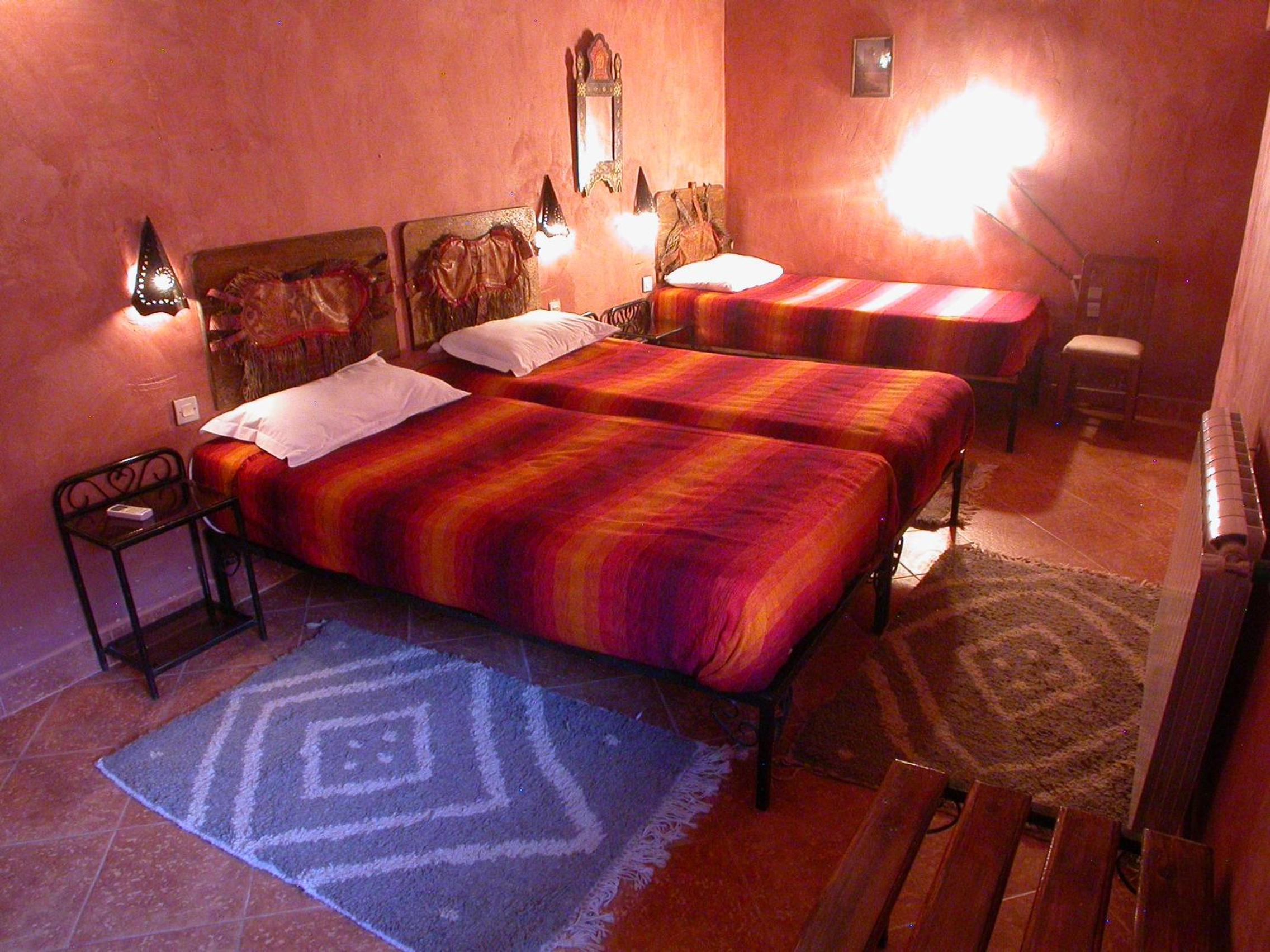 Standard Triple Room - Photo 3