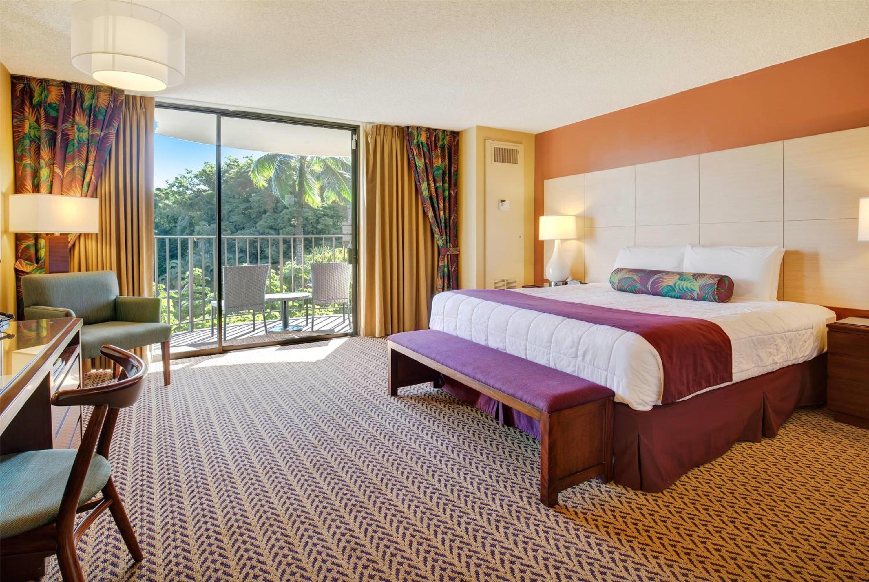 King Room with Banyan View - Non-Smoking