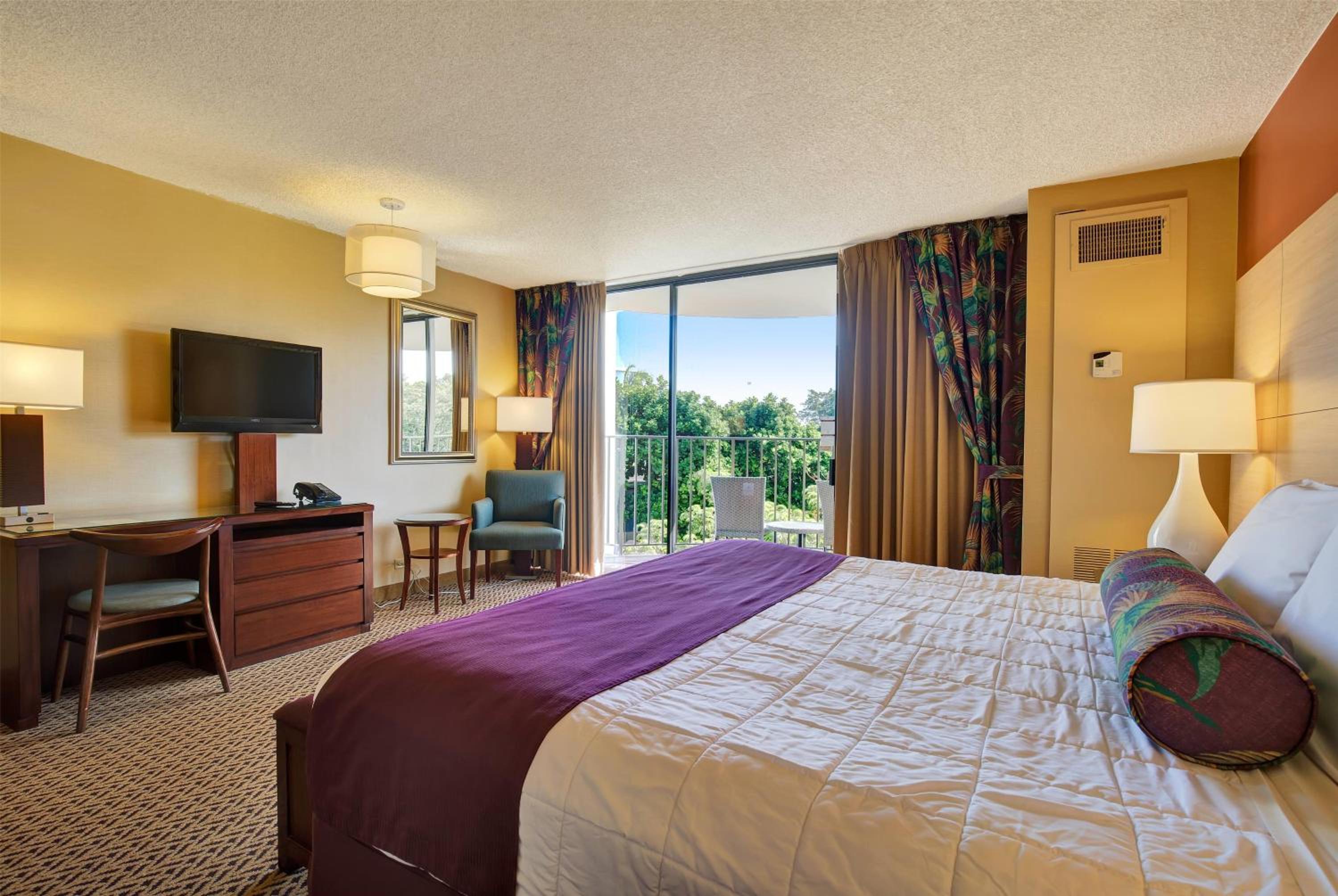 King Room with Banyan View - Non-Smoking