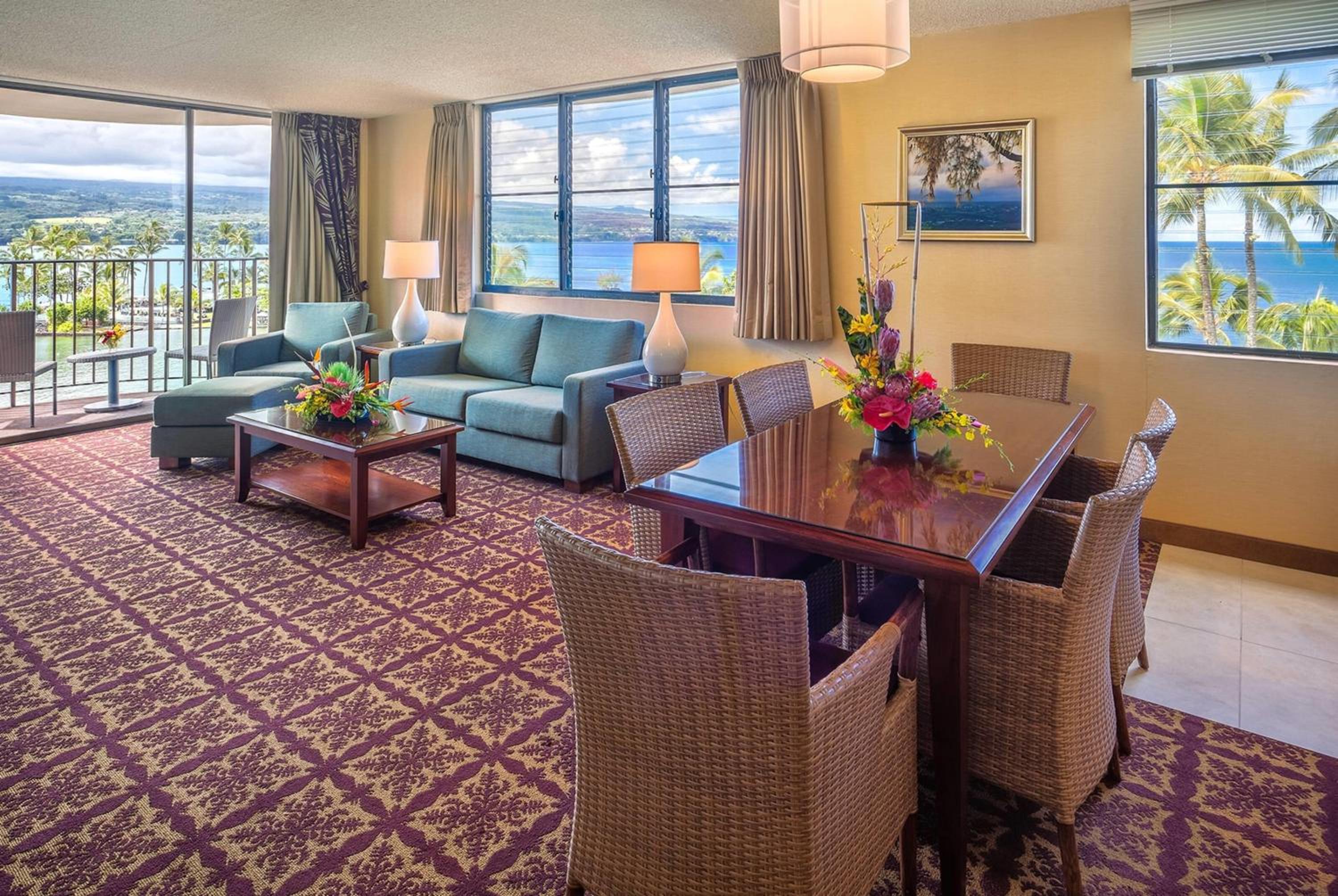 One-Bedroom Oceanfront Suite with Two Queen Beds - Non-Smoking