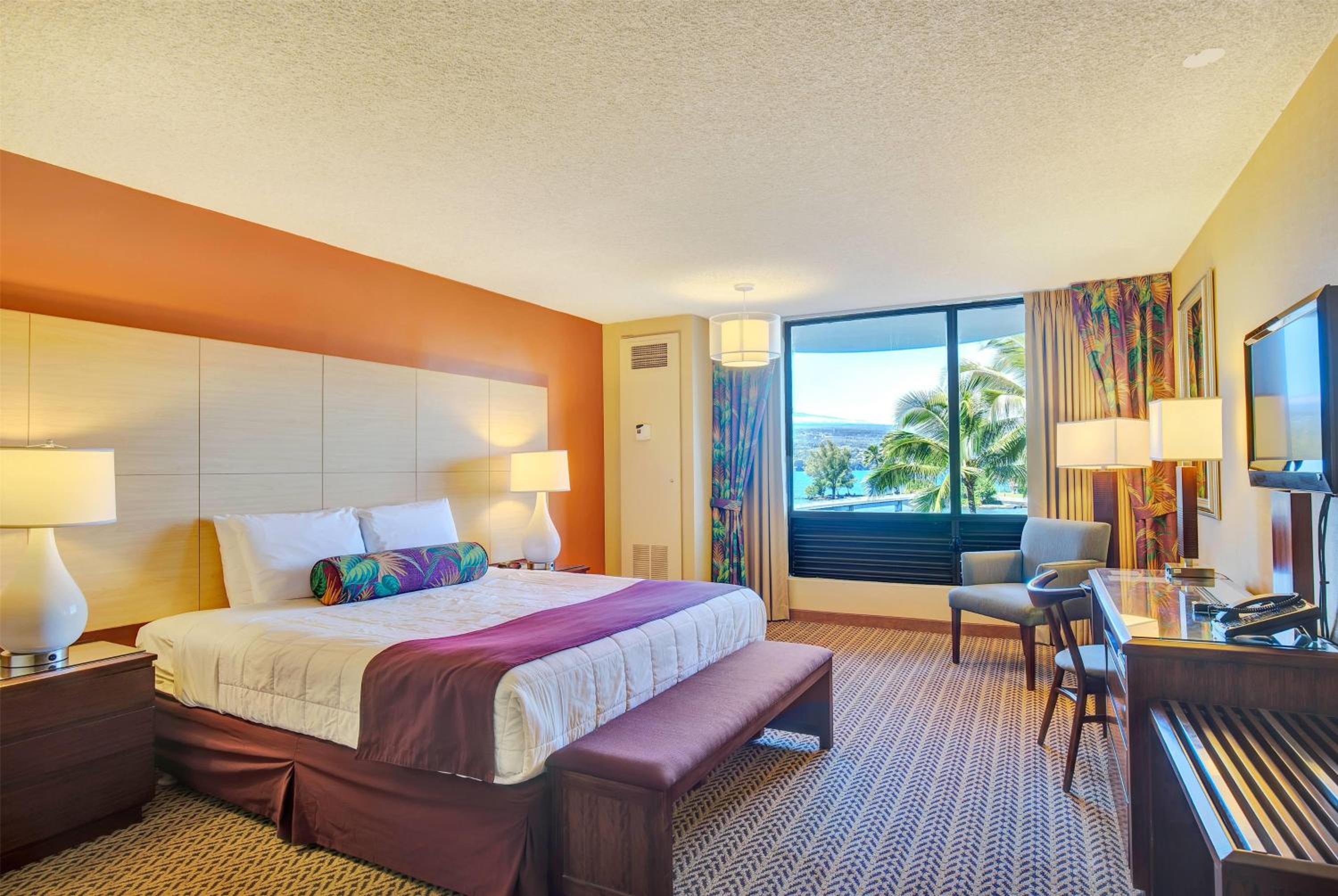 King Room with Ocean View - Non-Smoking