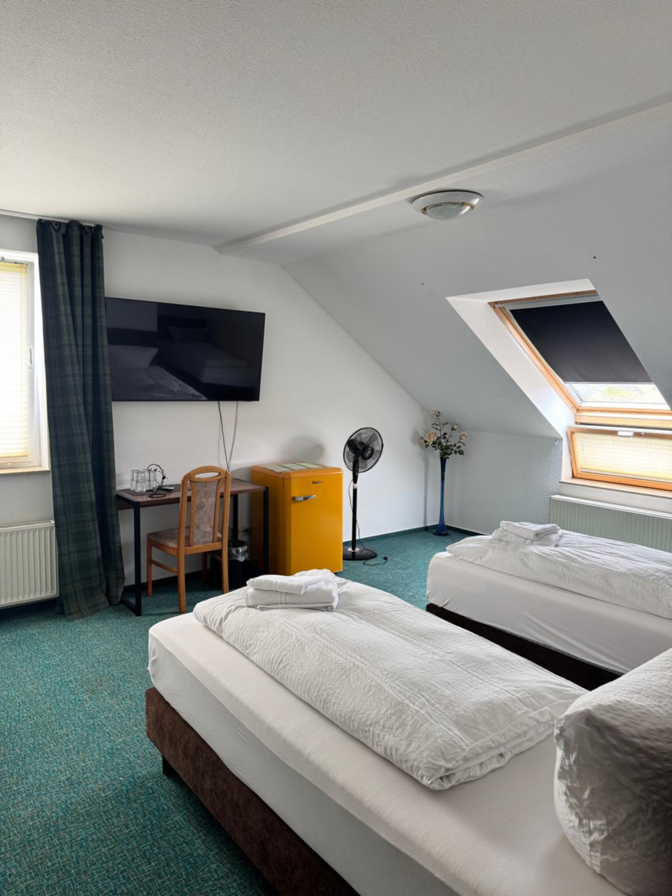 Quadruple Room - Photo 3
