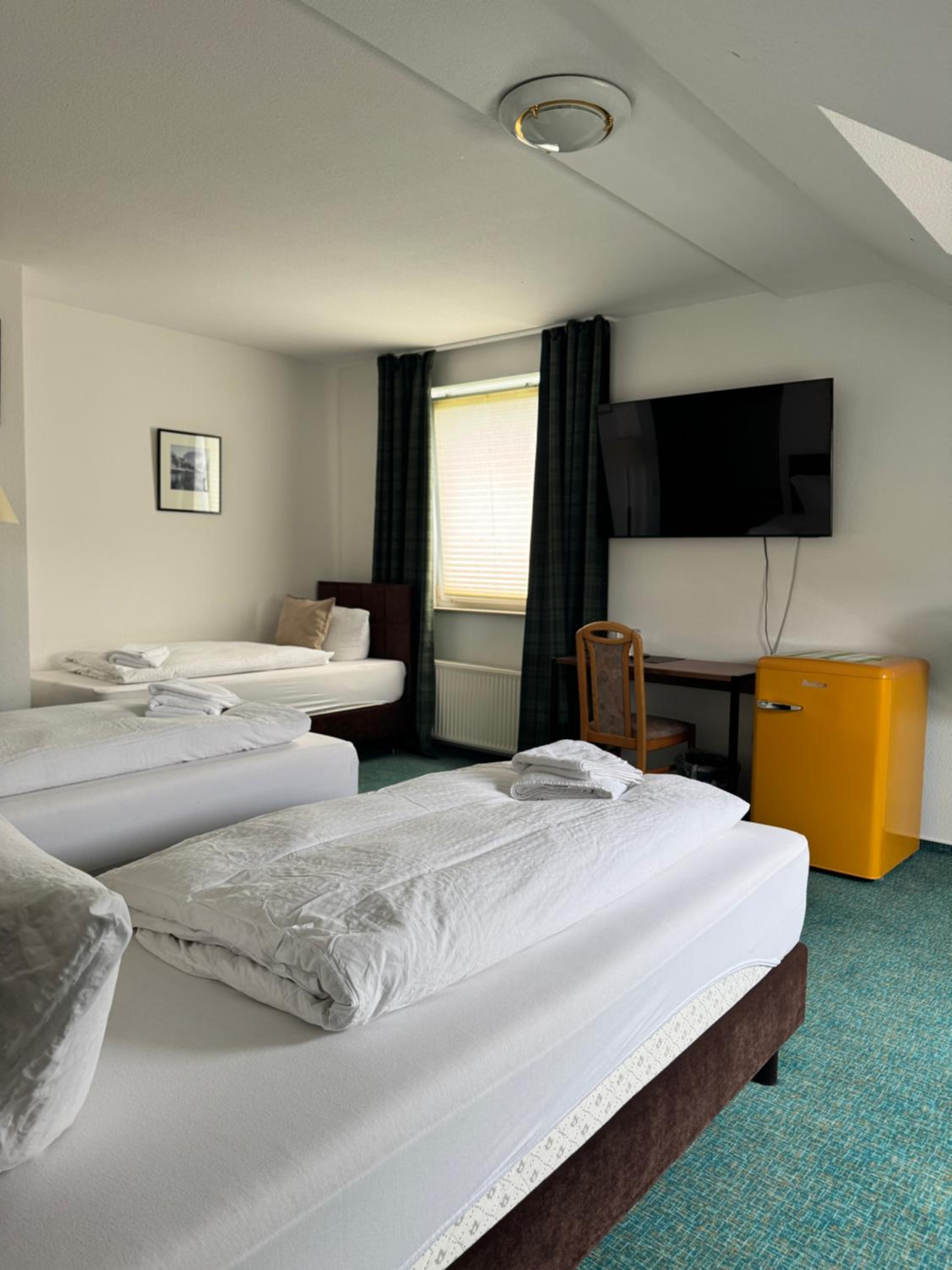 Quadruple Room - Photo 5