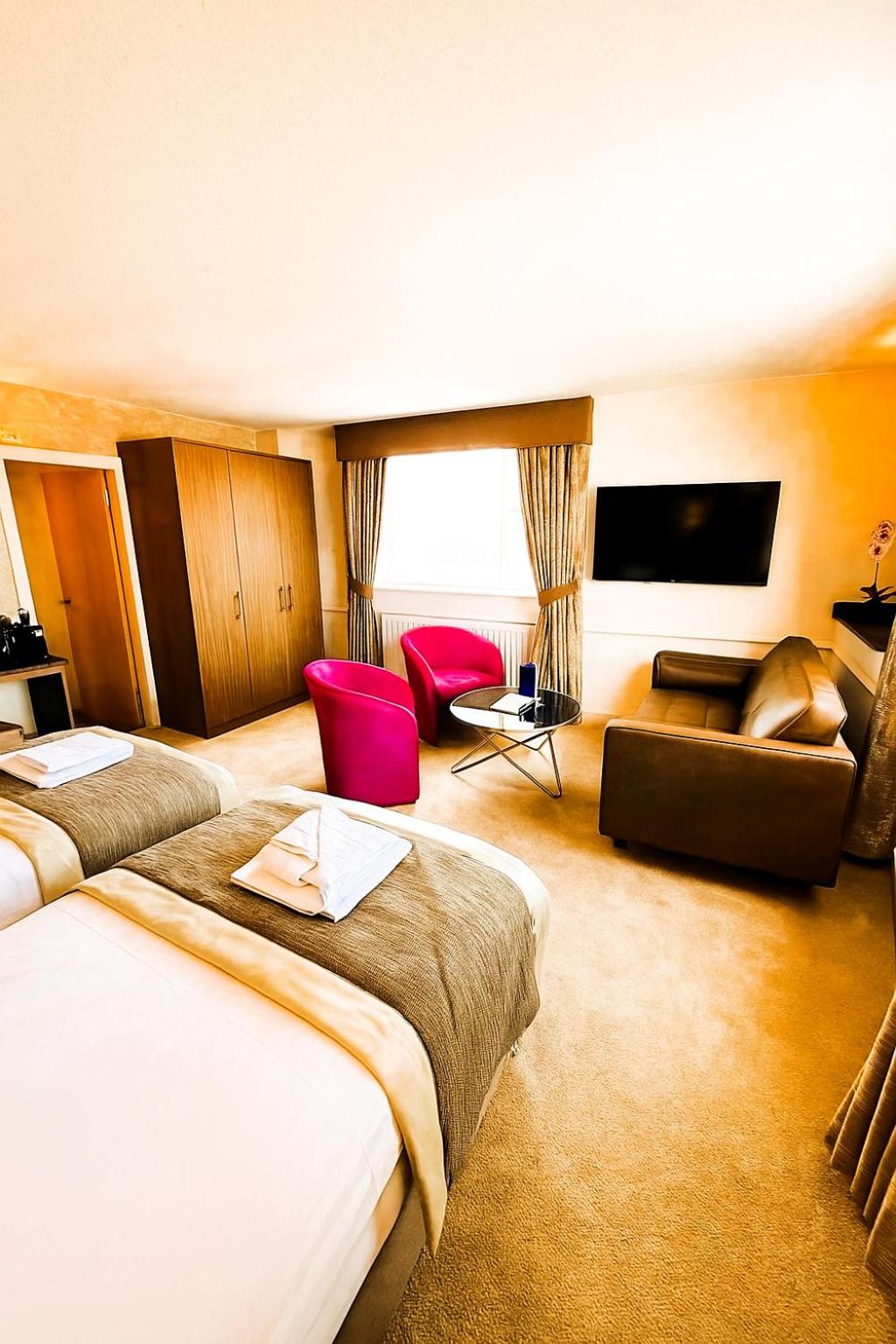 Deluxe Double or Twin Room with Sea View photo 1