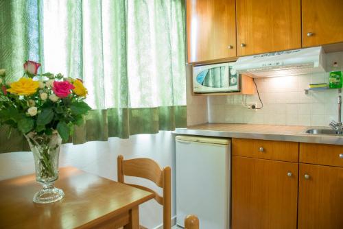 Apartment (4 Adults) photo 1