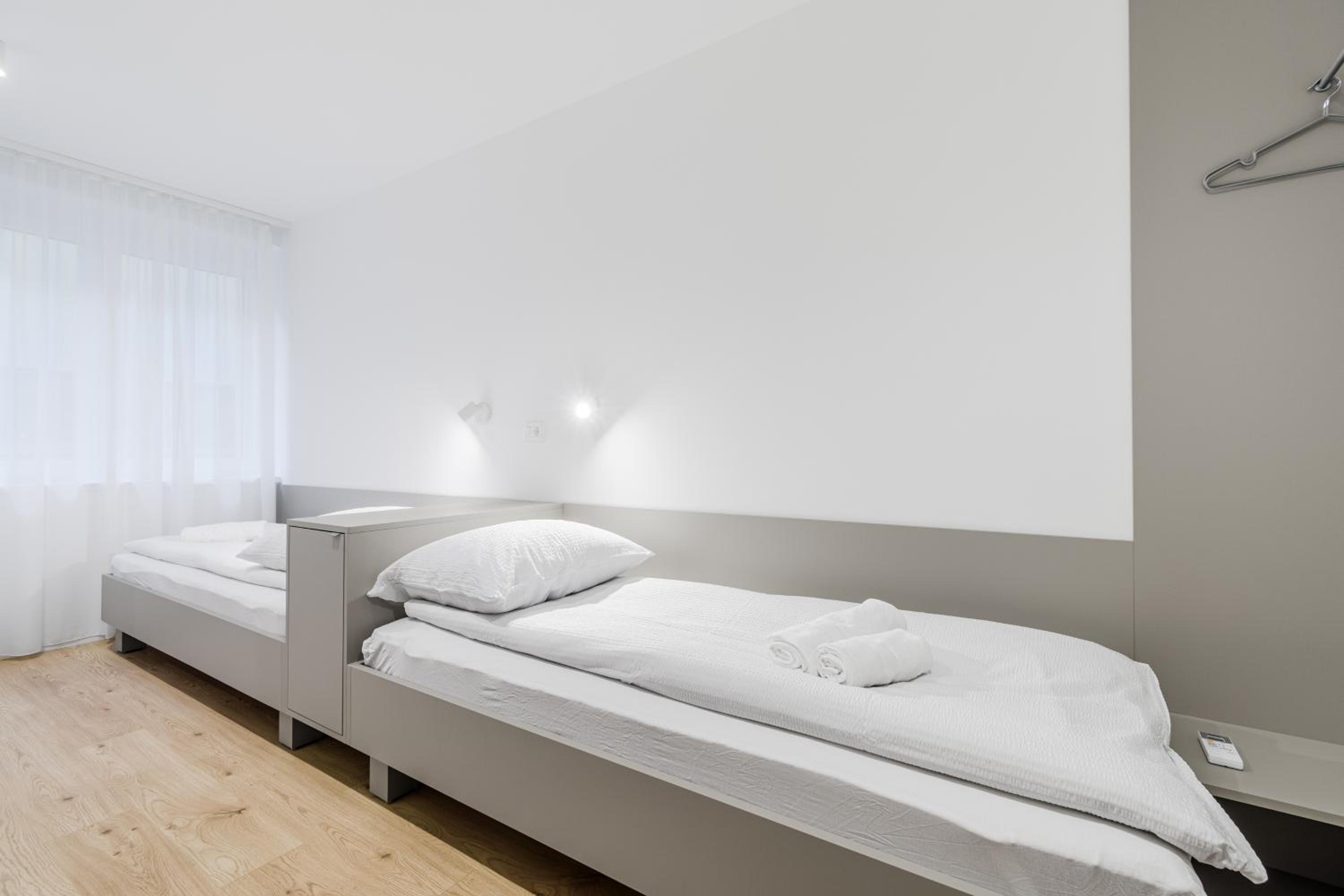 Quadruple Room with Private Bathroom photo 2