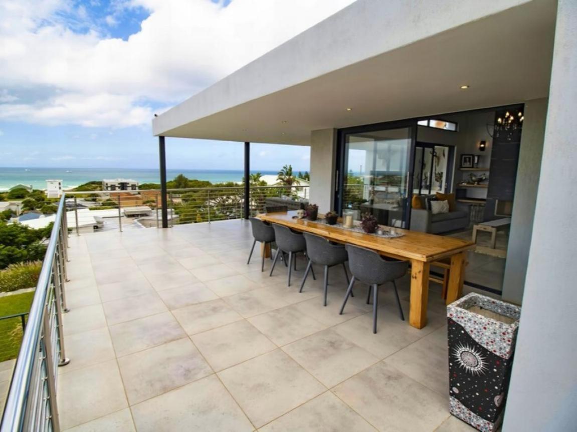 Luxury Penthouse photo 3