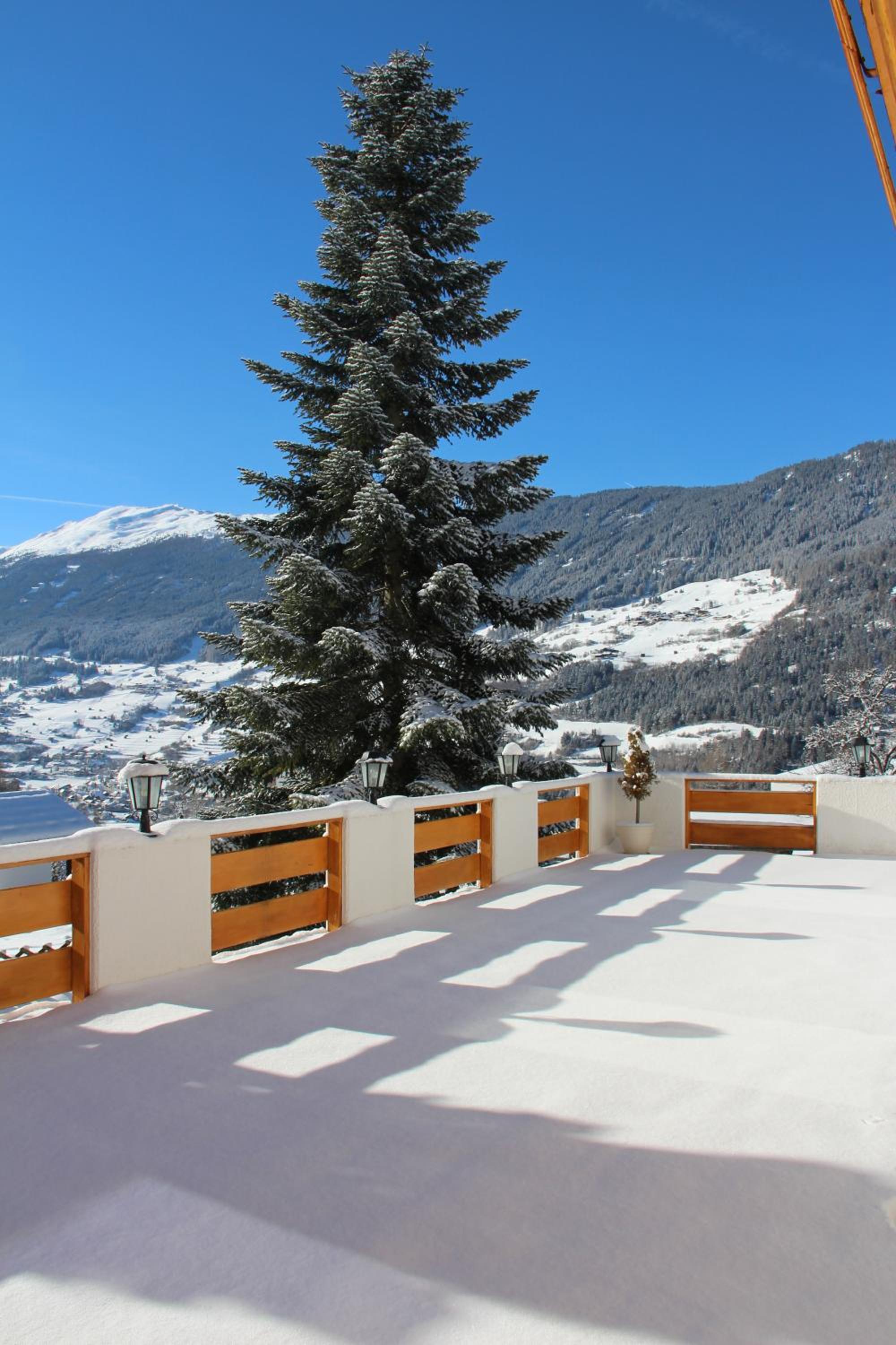 Superior Two-Bedroom Apartment with Balcony photo 2
