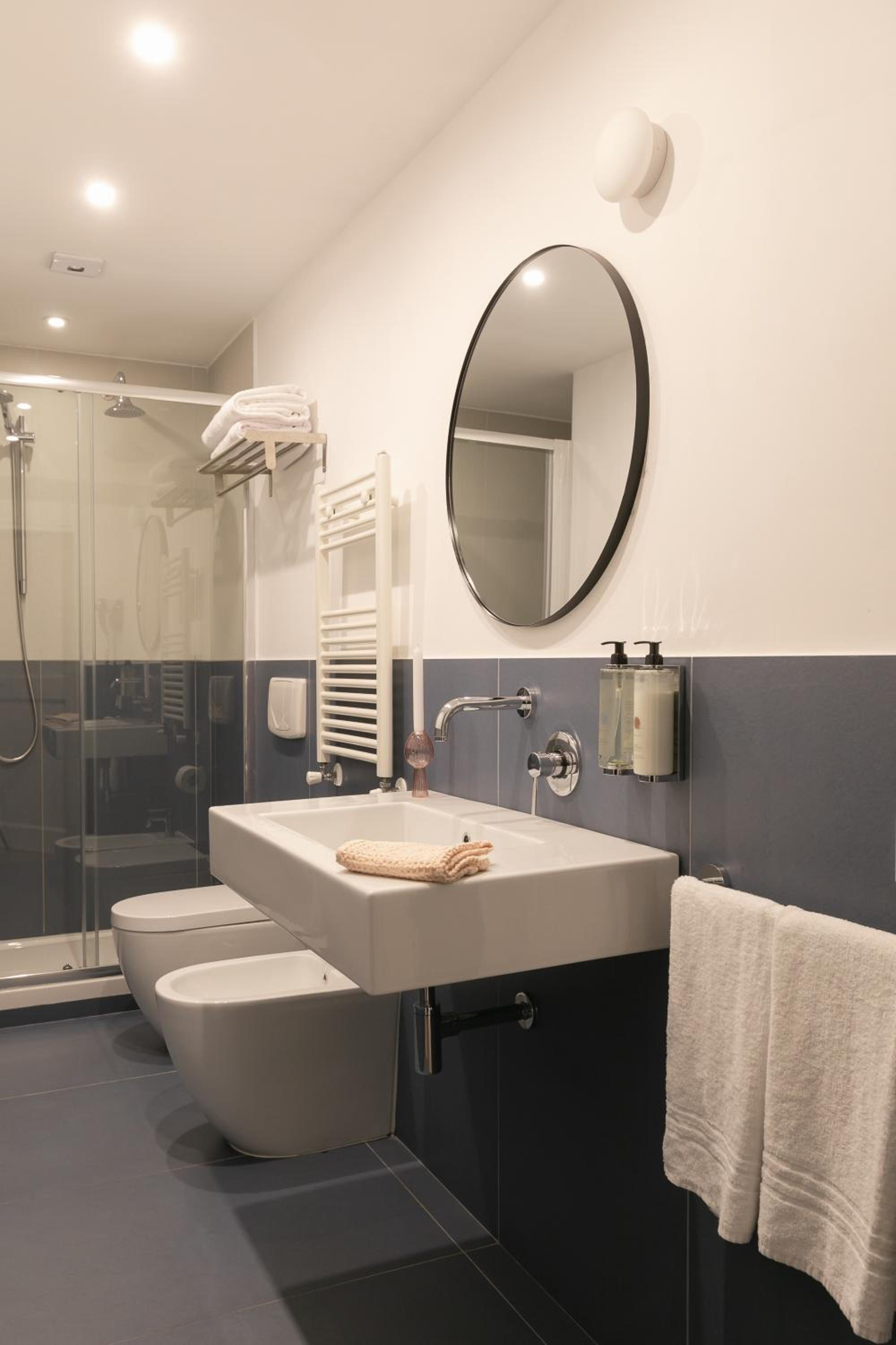 Deluxe Triple Room photo 2